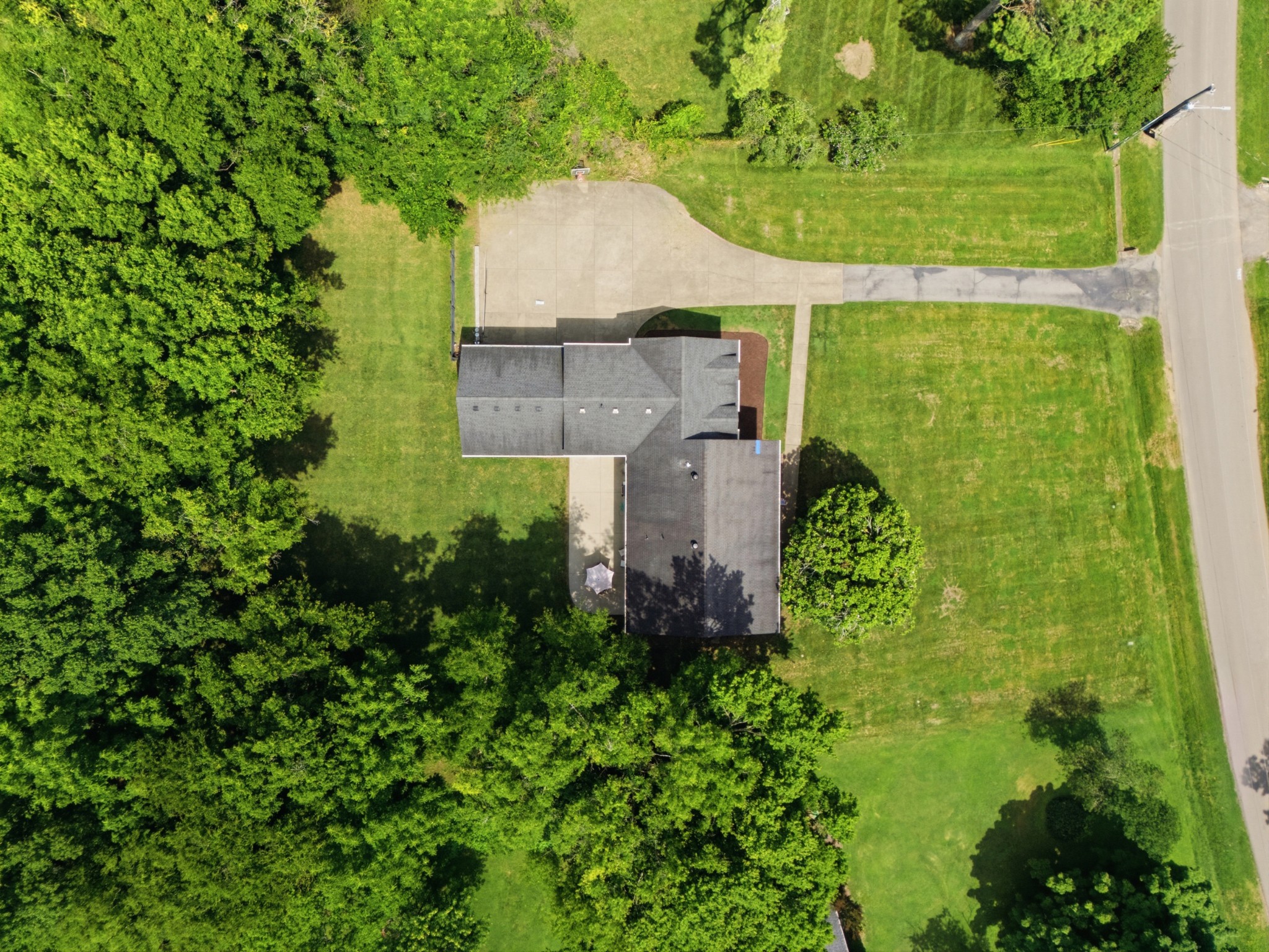 5212 Williamsburg Rd, Brentwood, TN 37027