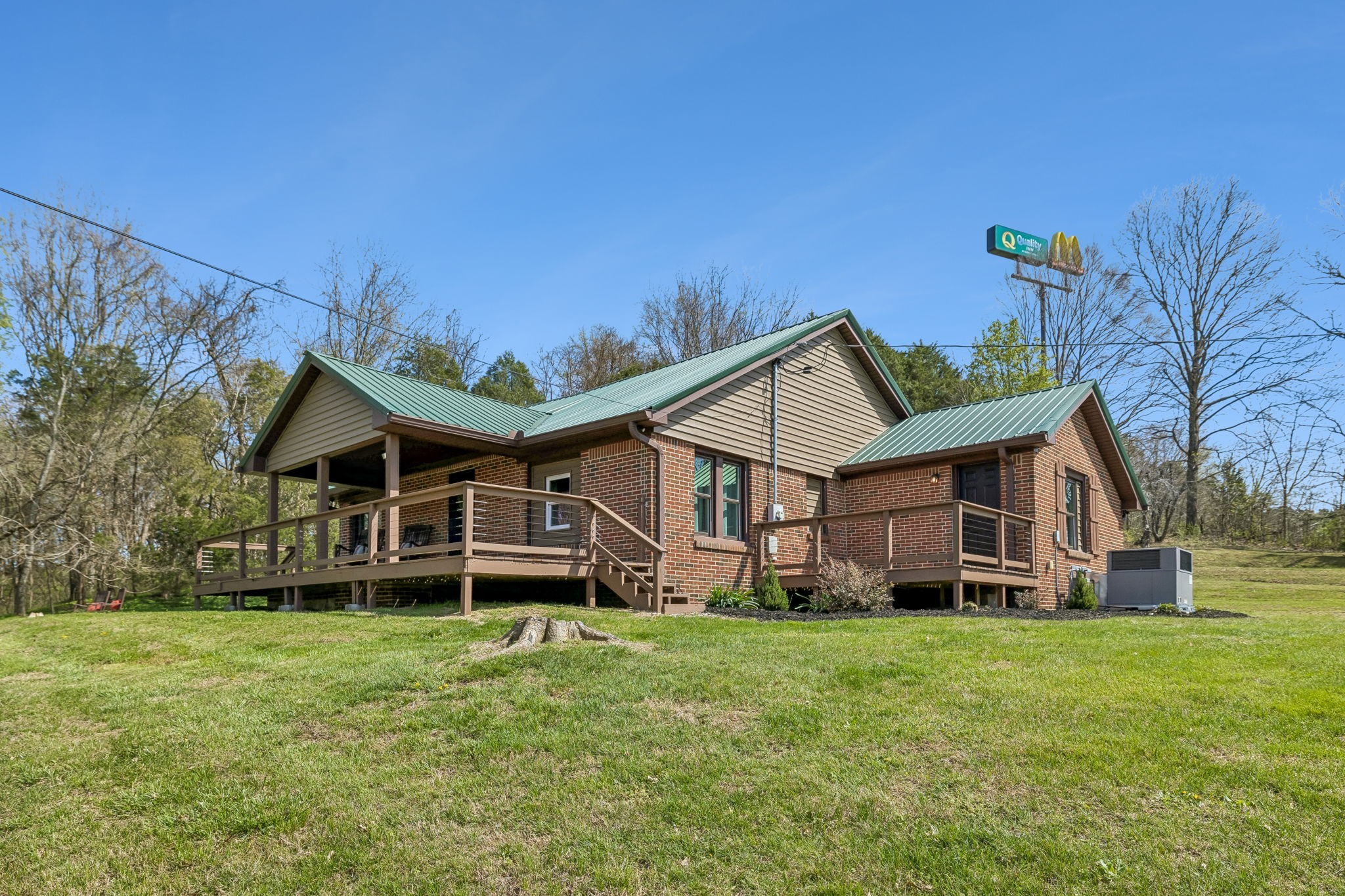 126 Rogers Rd, Gordonsville, TN 38563