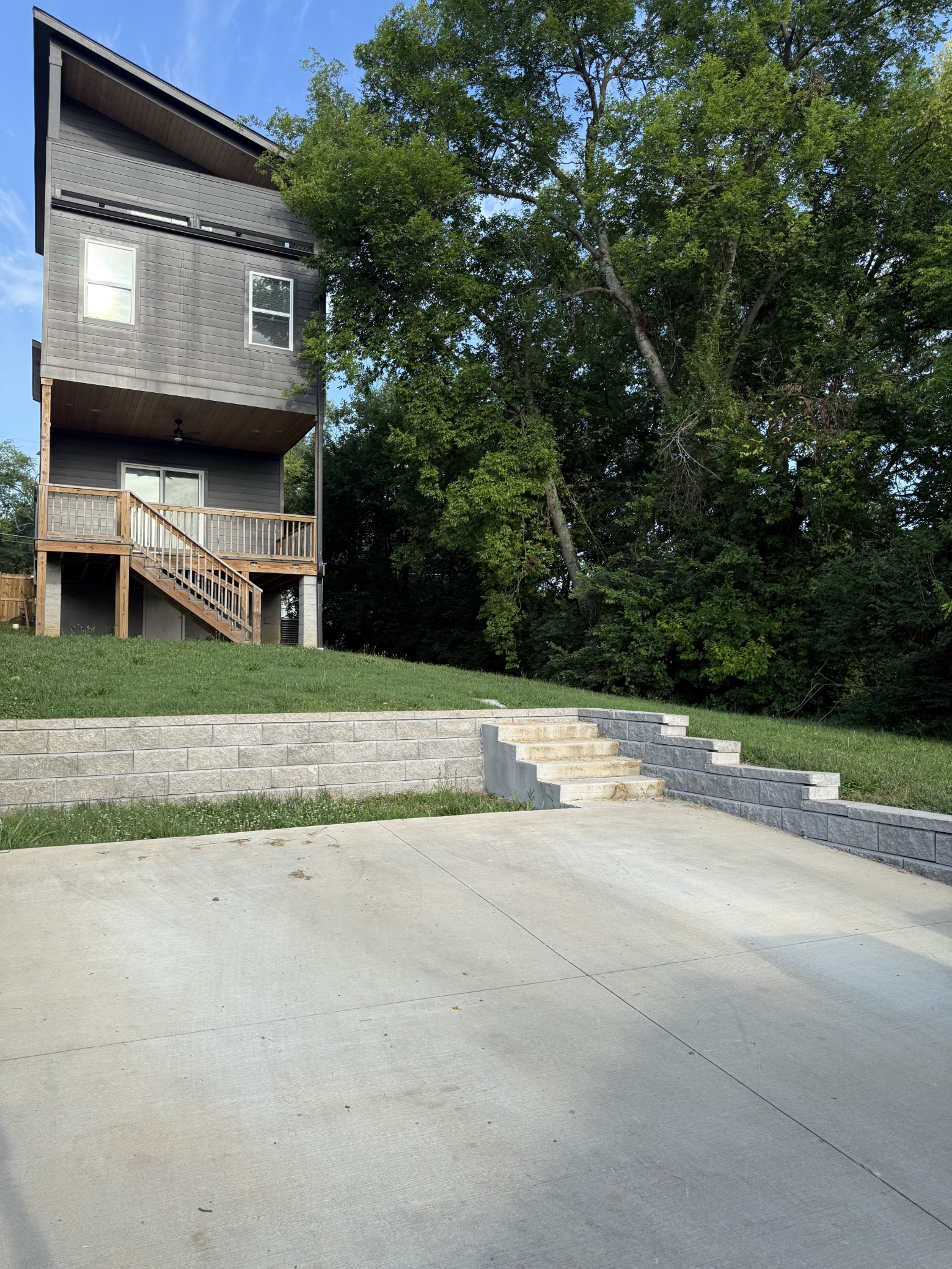 916D 32nd Ave N, Nashville, TN 37209