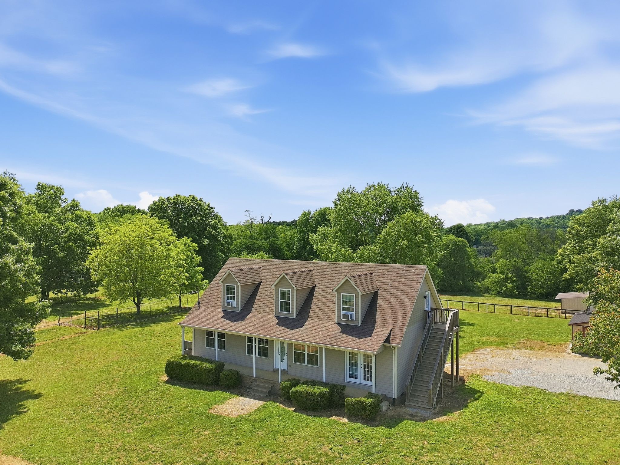1167 John Sharp Rd, Columbia, TN 38401