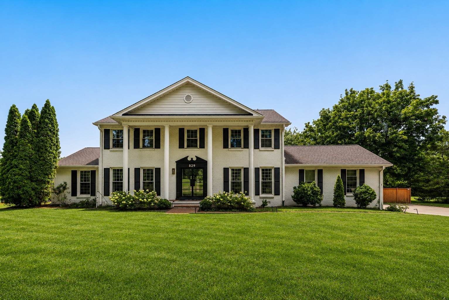 829 Coxboro Dr, Brentwood, TN 37027