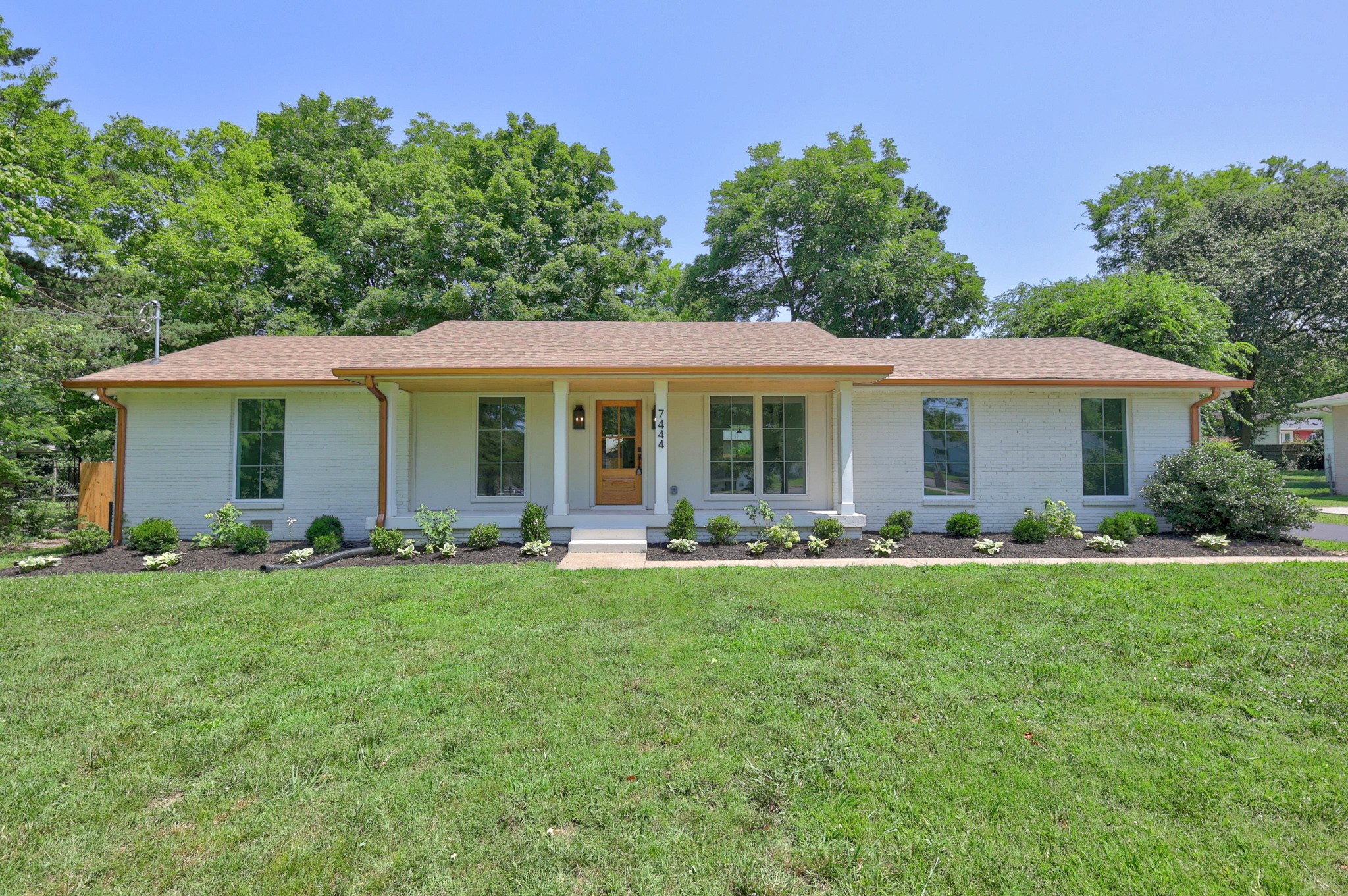7444 Highway 70 South S, Nashville, TN 37221