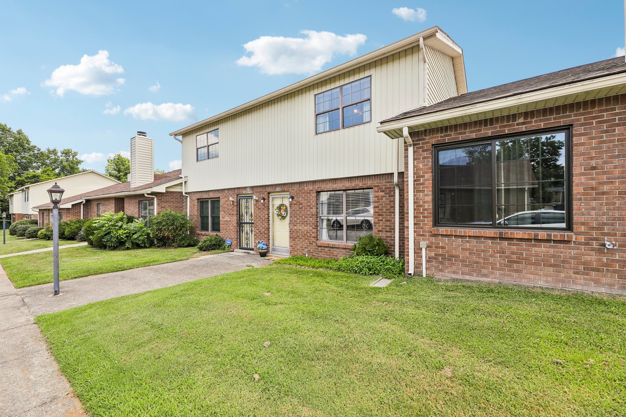 254 Mayflower Ln N, Madison, TN 37115