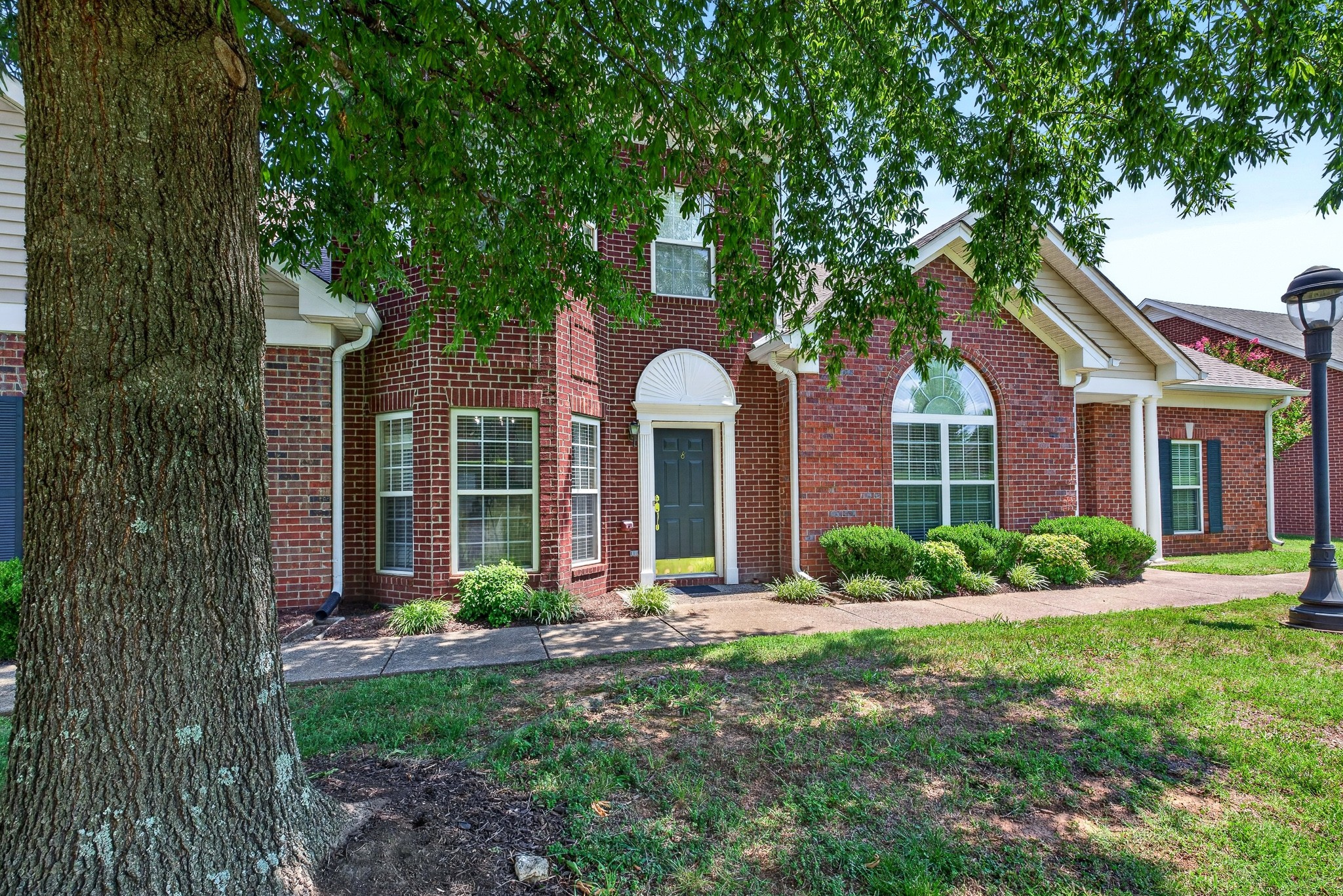 8 Baker Ct, Lebanon, TN 37087