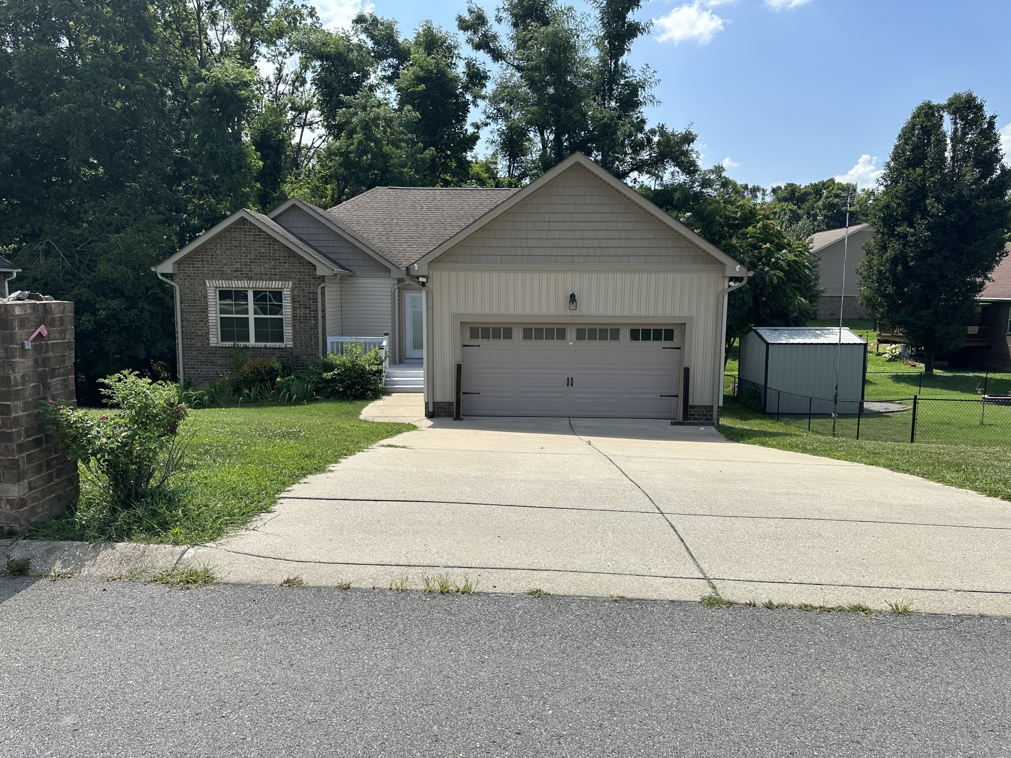 250 Wagoners Way, Westmoreland, TN 37186