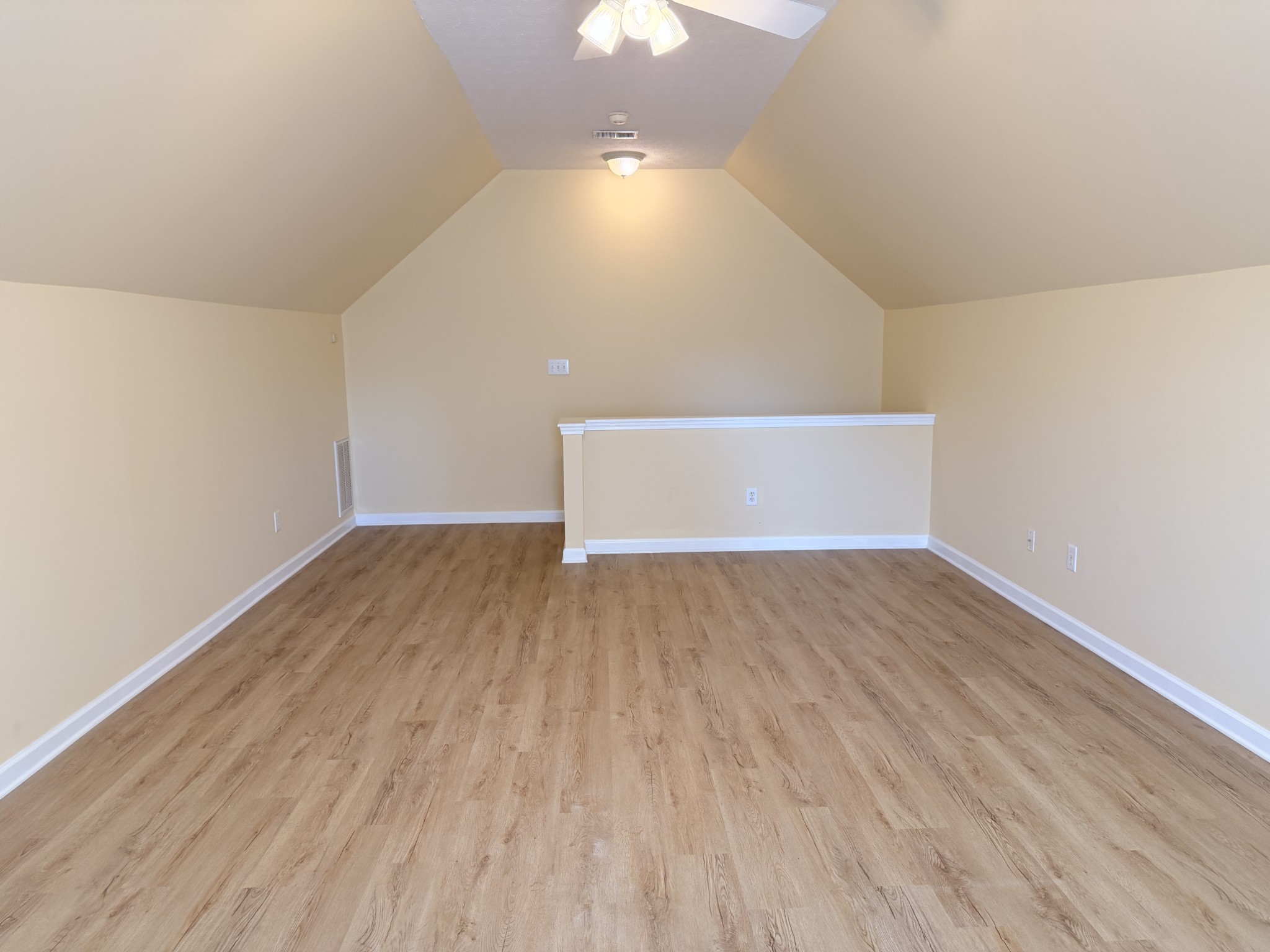 332 Hazeltine Dr, Gallatin, TN 37066