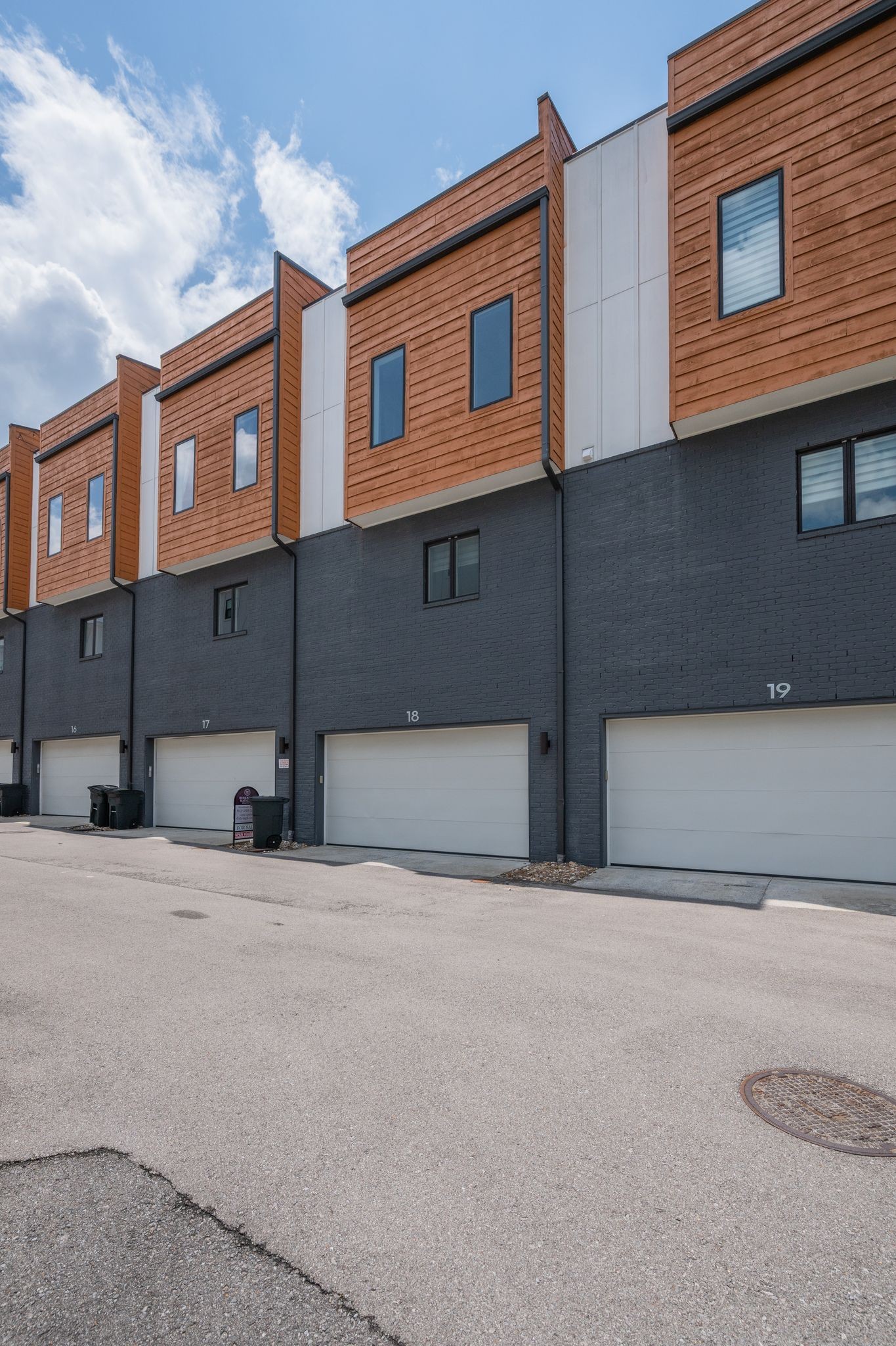 239 White Bridge Pike #18, Nashville, TN 37209