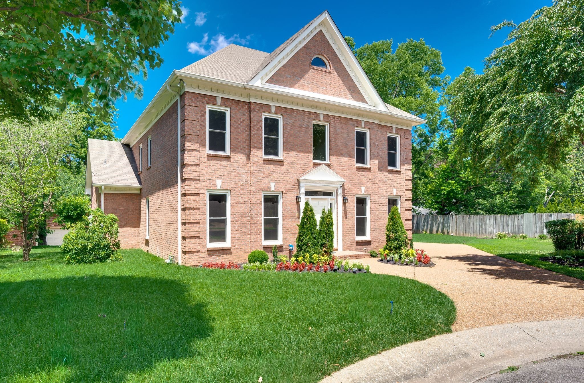 1605 Ardenwood Ct, Nashville, TN 37215