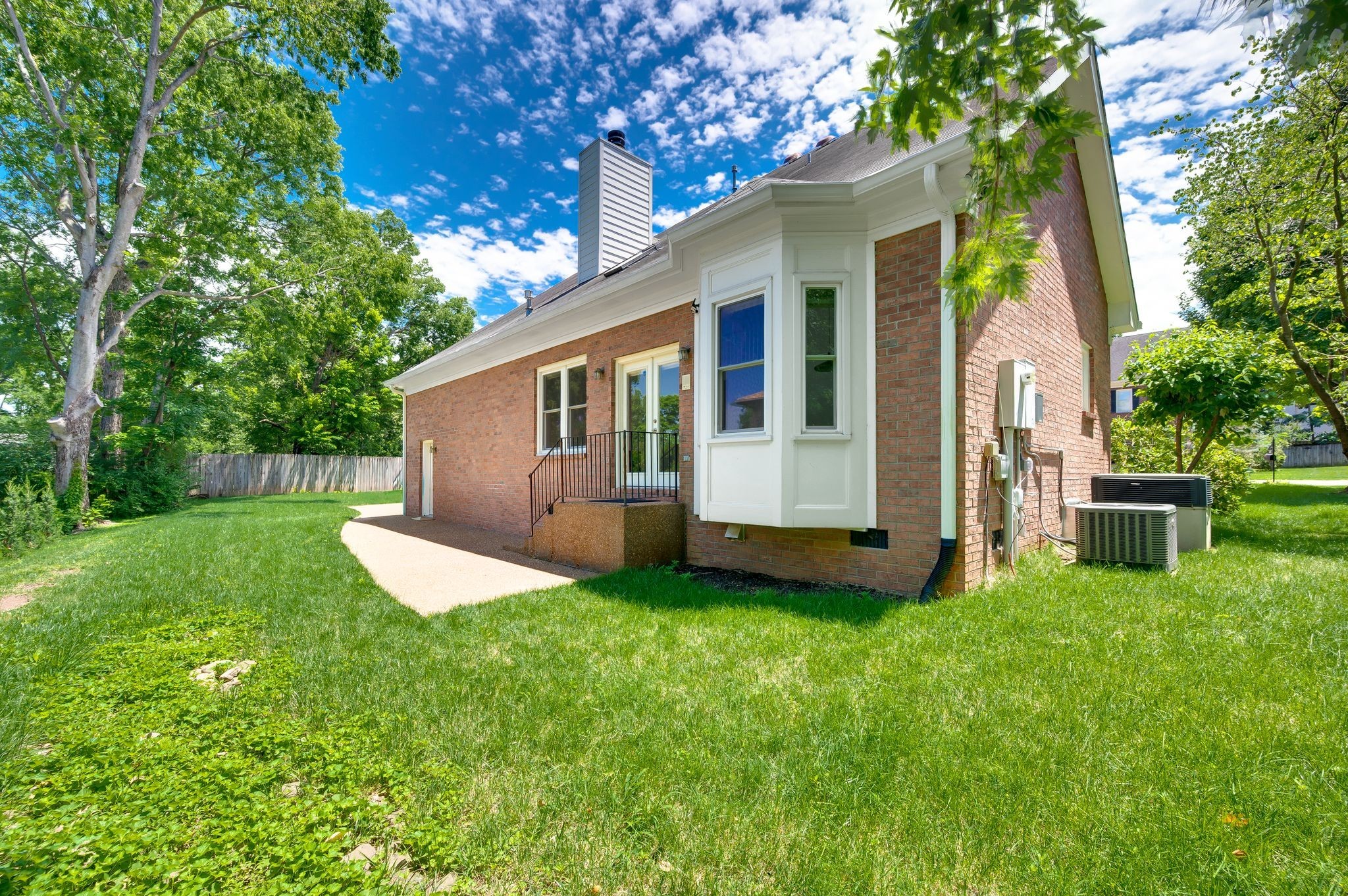1605 Ardenwood Ct, Nashville, TN 37215