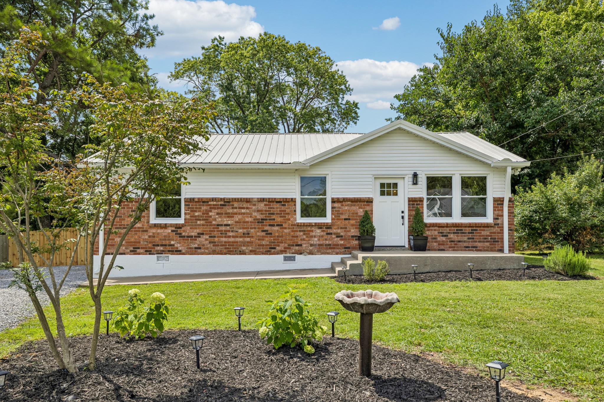 205 Glenrose Ct, Nashville, TN 37210