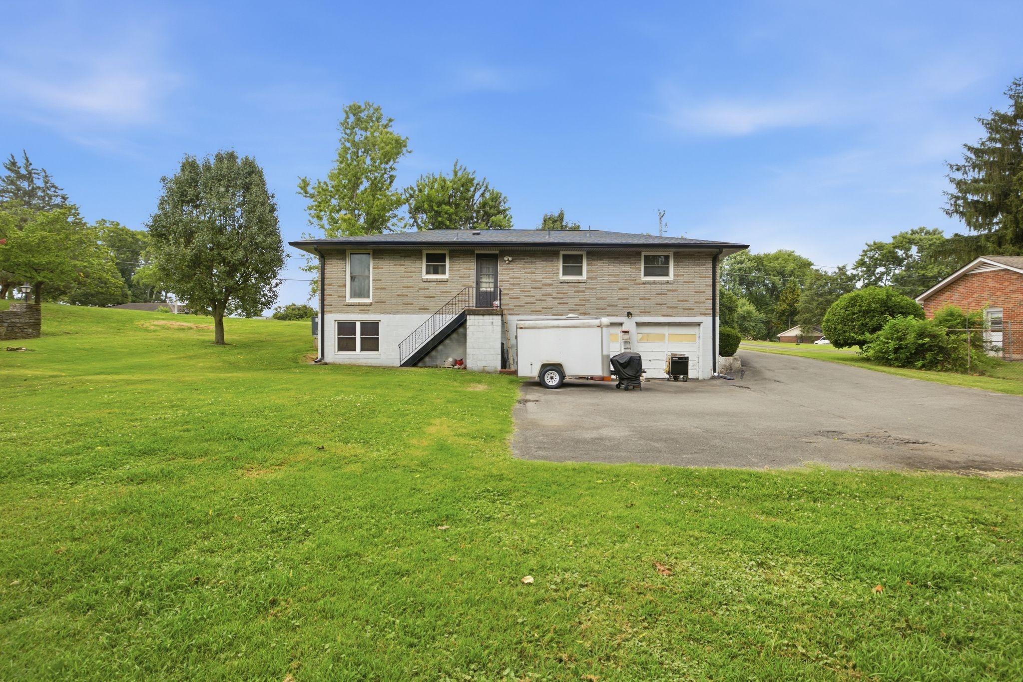 111 Belaire Dr, Smyrna, TN 37167