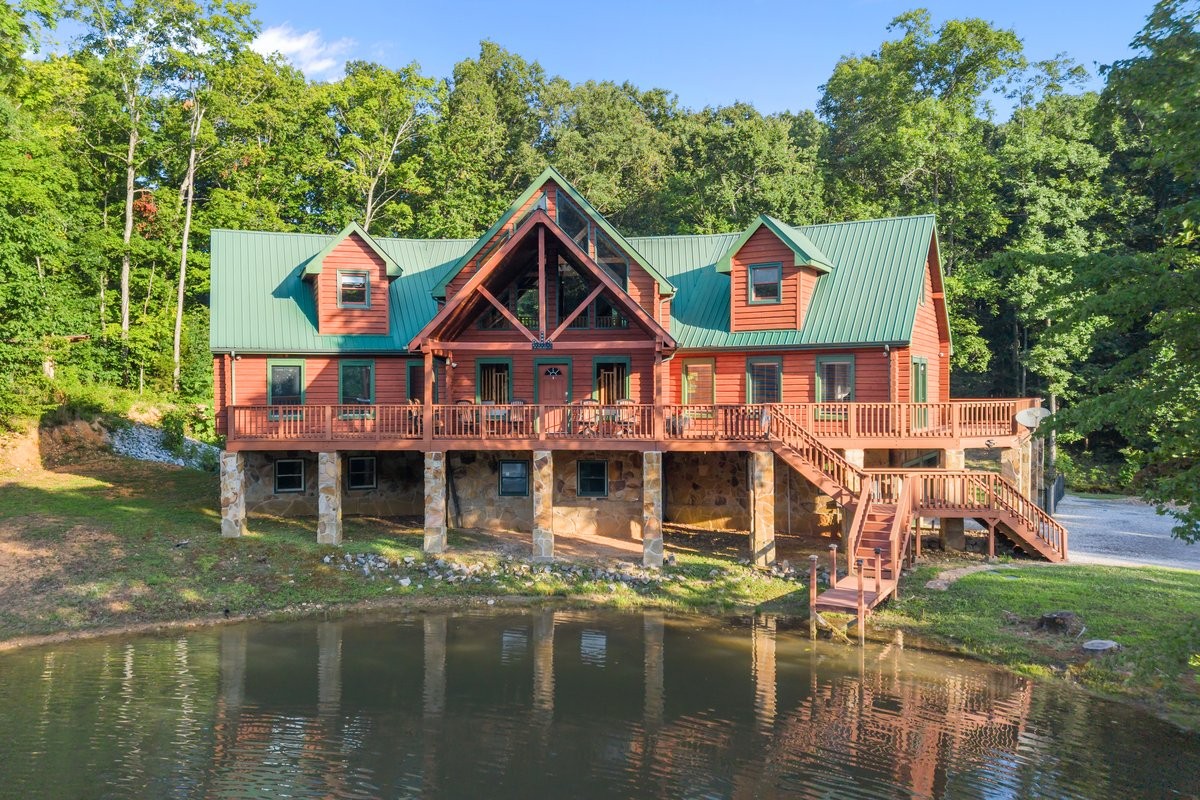 1172 Promise Land Rd, Charlotte, TN 37036