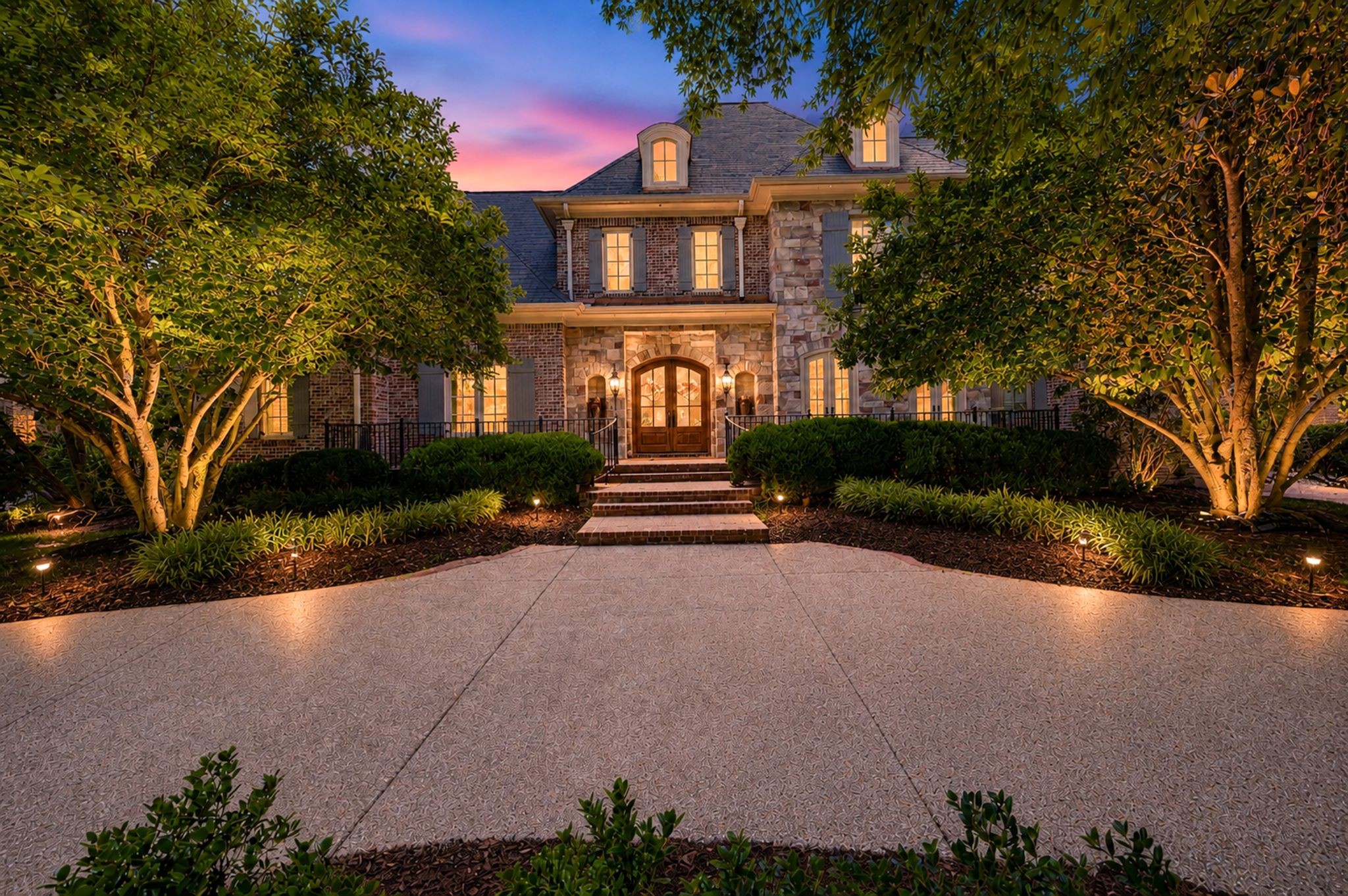 1450 Willowbrooke Cir, Franklin, TN 37069