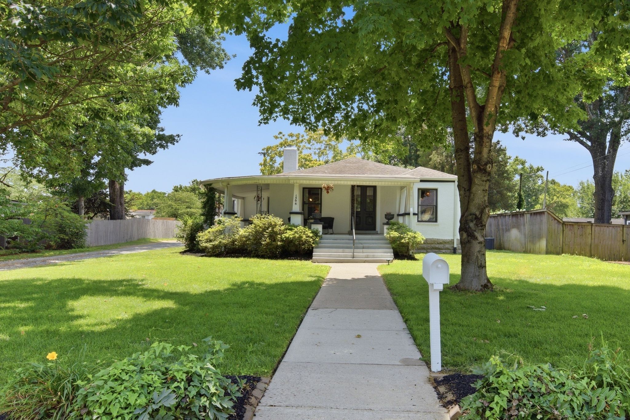 1508 Eastland Ave, Nashville, TN 37206