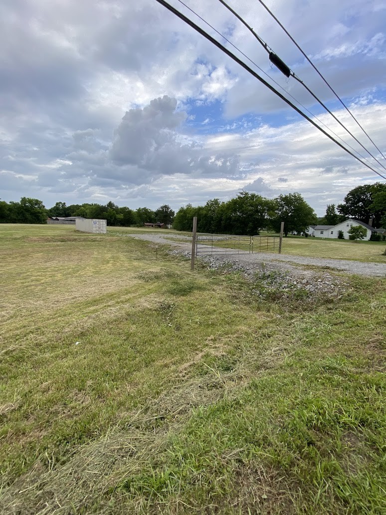 5317 Woodbury Pike, Murfreesboro, TN 37127