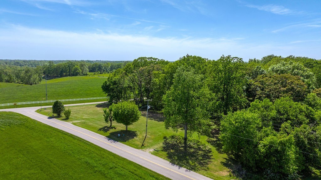 105 Riggs Rd, Portland, TN 37148