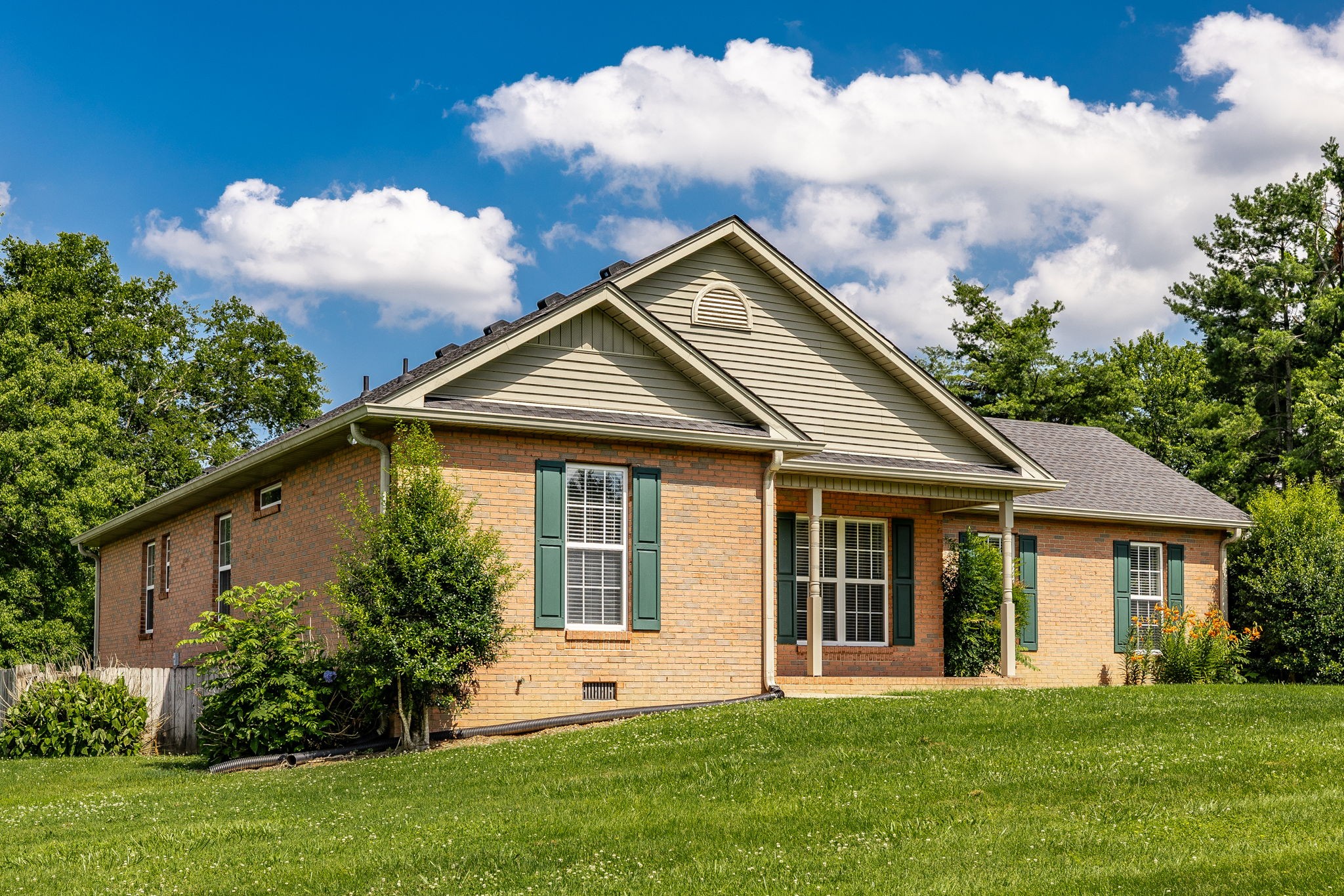 1006 Lewis Jones Blvd, Gallatin, TN 37066