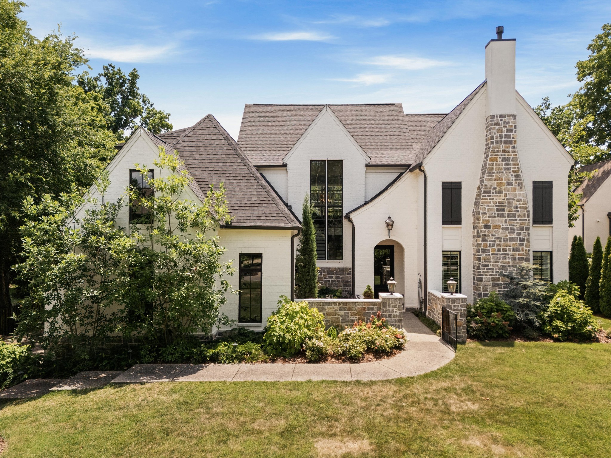 135 Alton Rd, Nashville, TN 37205