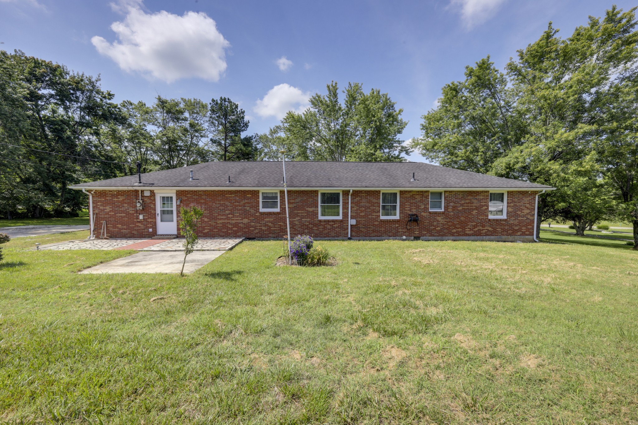 13210 Betts Rd, Greenbrier, TN 37073