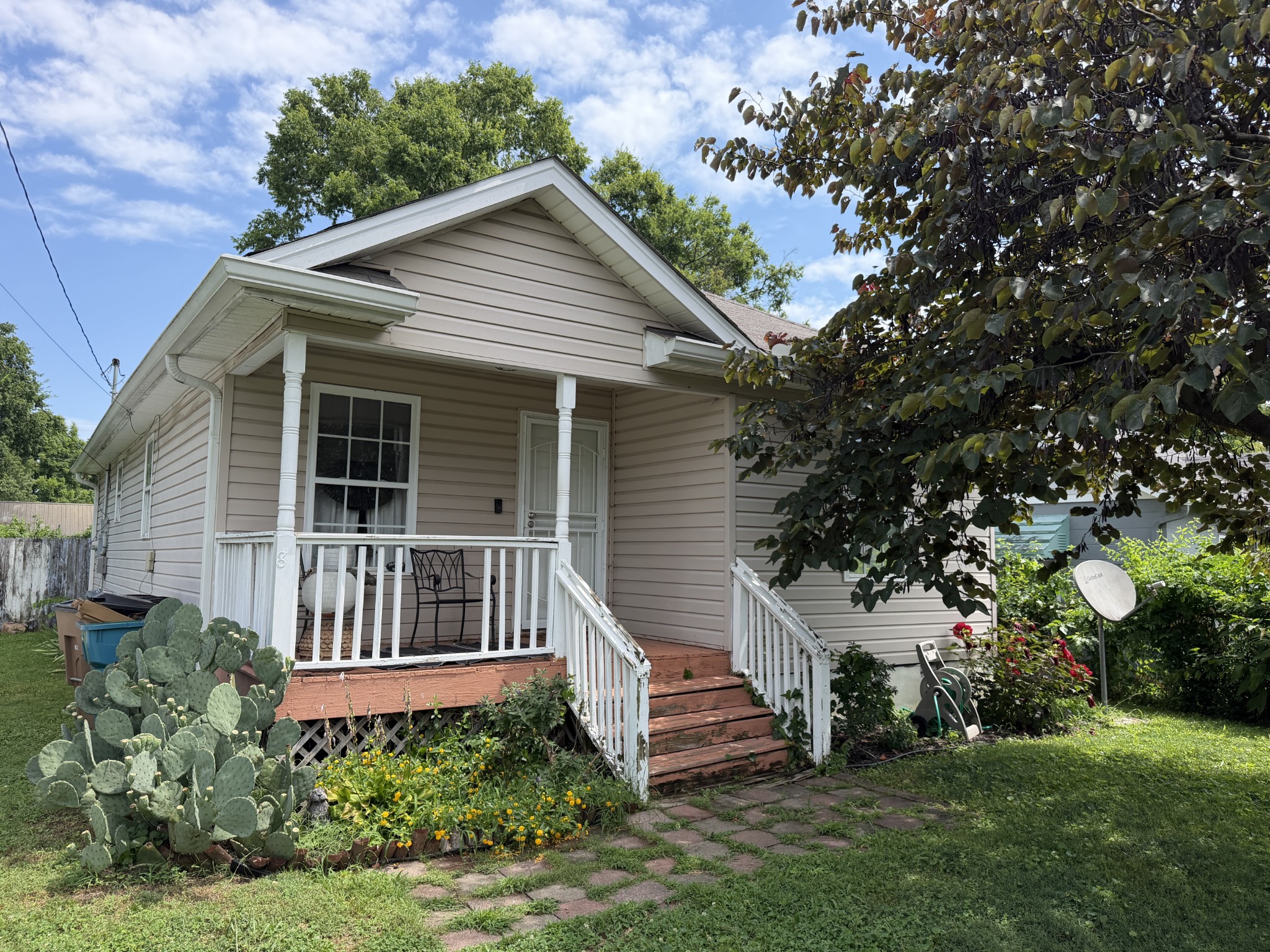 82 Elberta St, Nashville, TN 37210