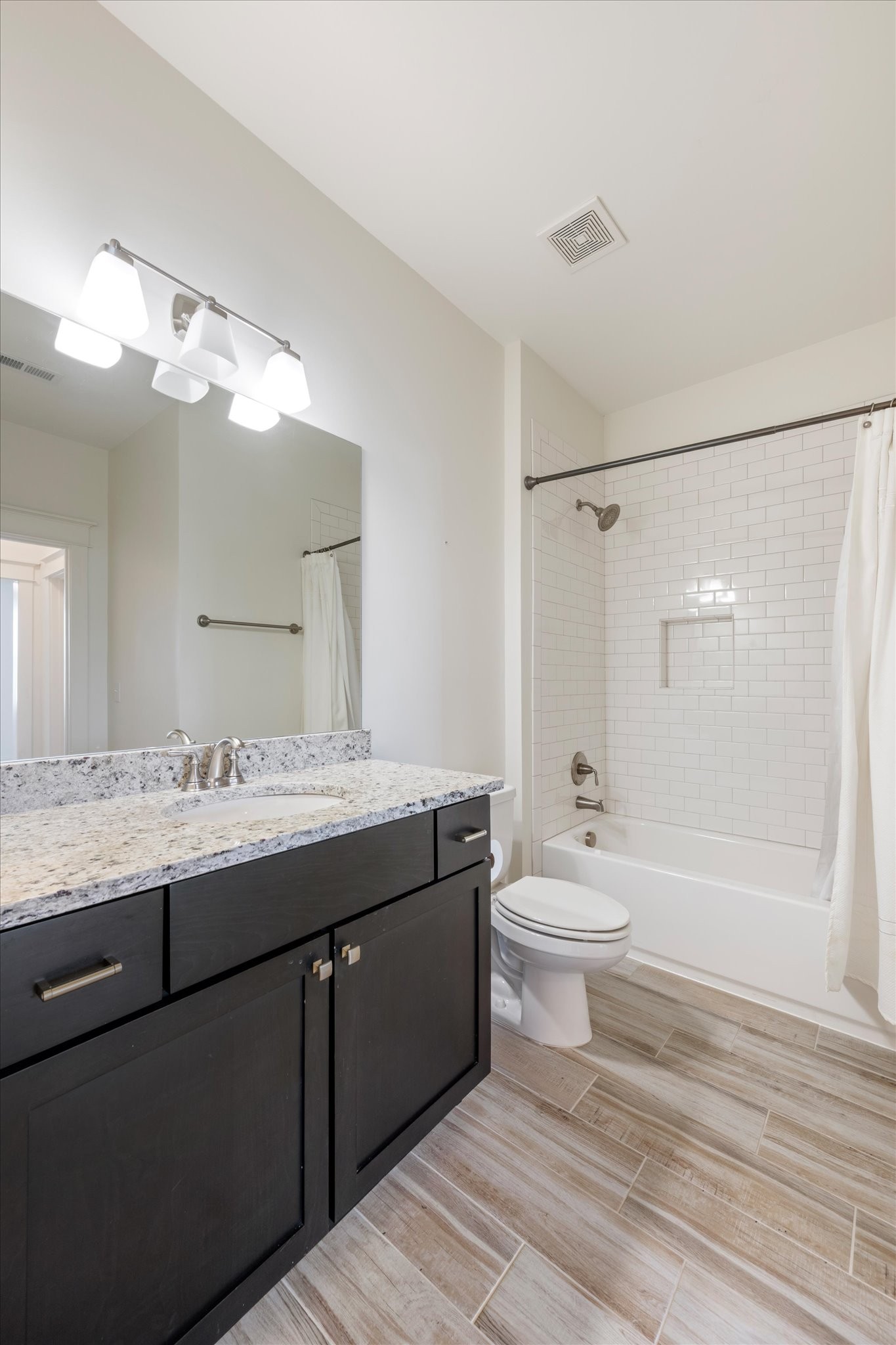 4174 Old Light Cir, Arrington, TN 37014