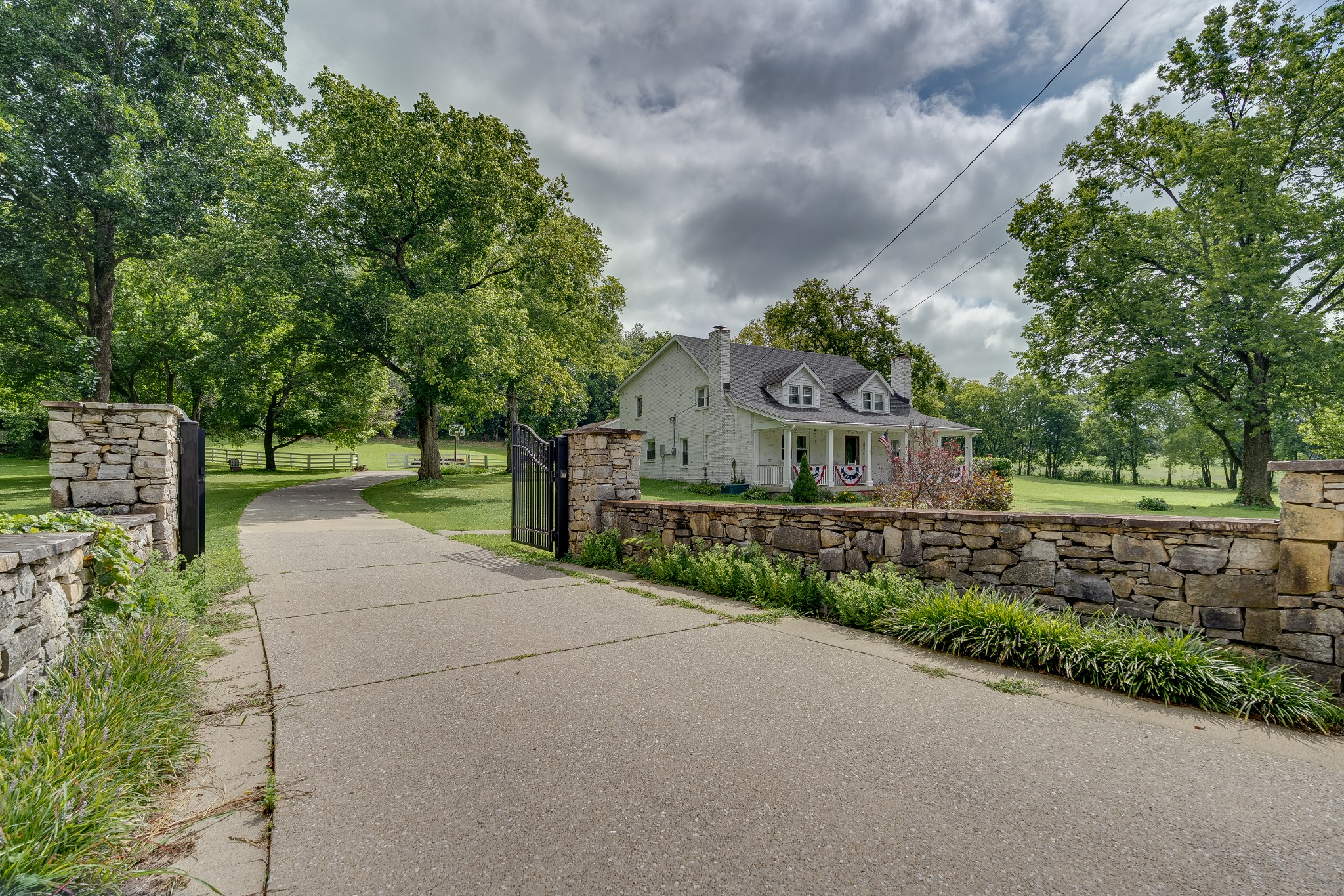 7996 Old Springfield Pike, Goodlettsville, TN 37072