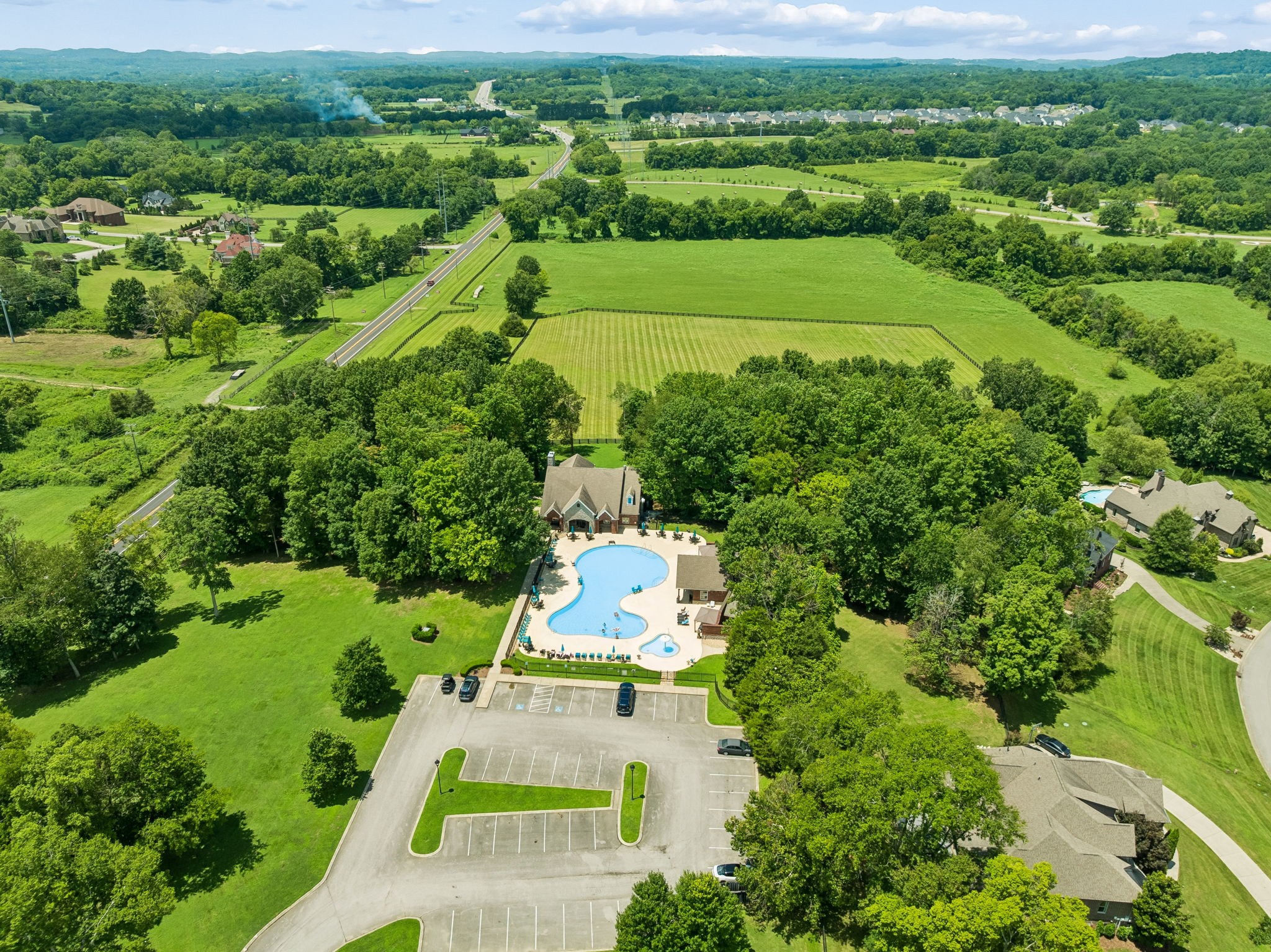 4770 Woodrow Pl, Arrington, TN 37014