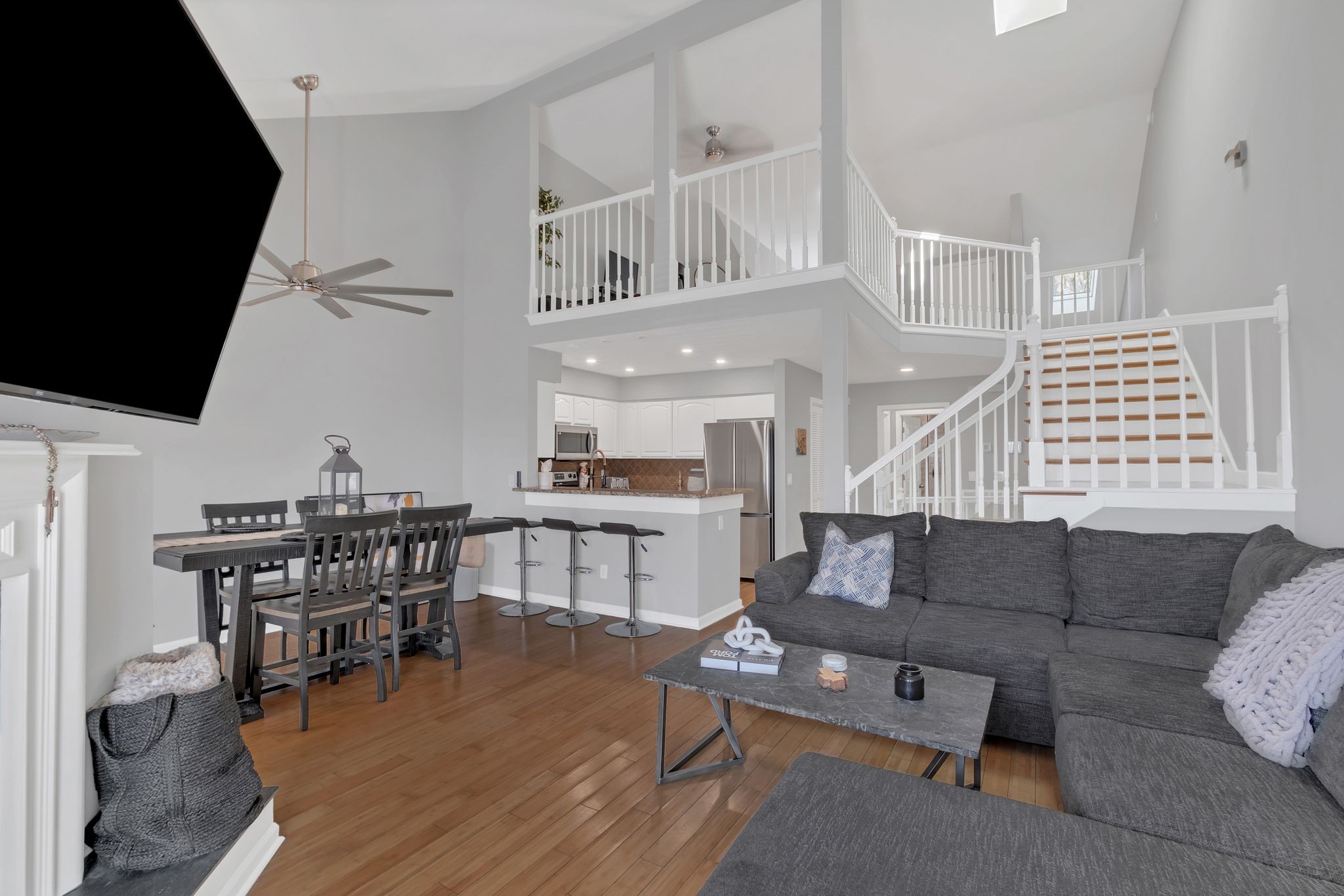 220 Glenstone Cir, Brentwood, TN 37027