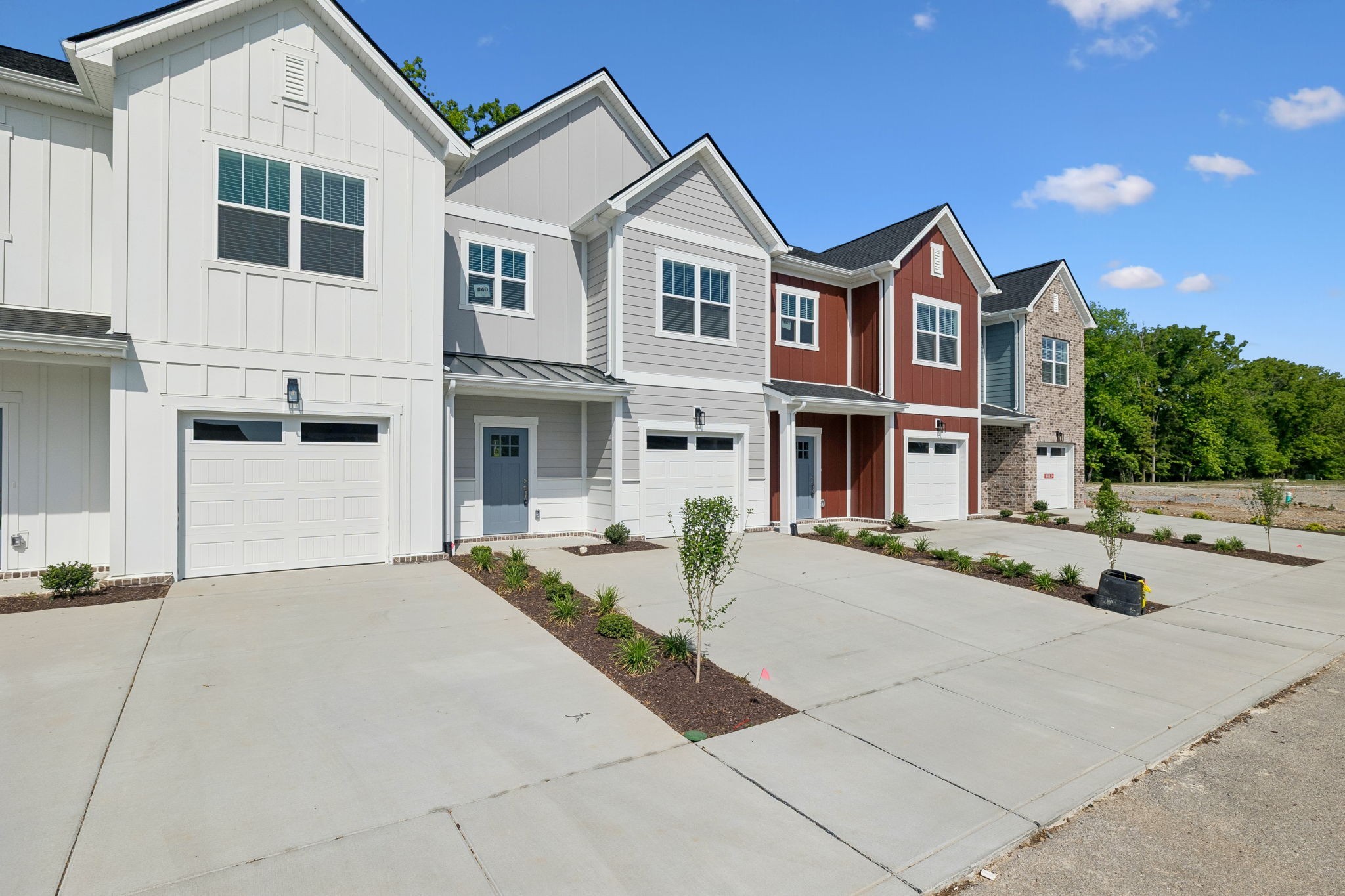 351 Carver Connection, Lebanon, TN 37087