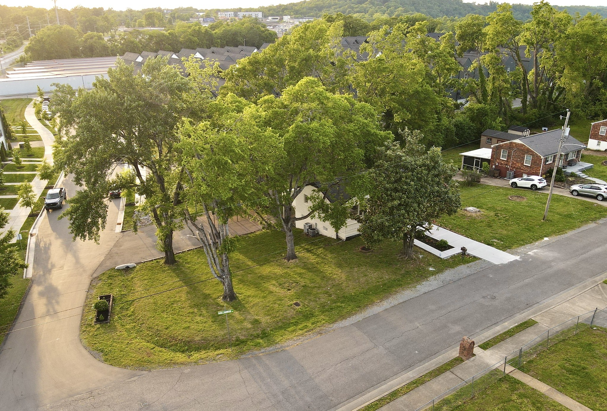 126 Donelsonwood Dr, Nashville, TN 37214