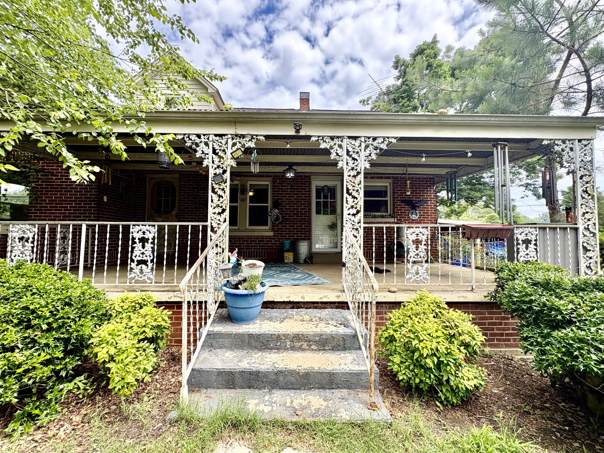 1804 Highway 52 E, Portland, TN 37148