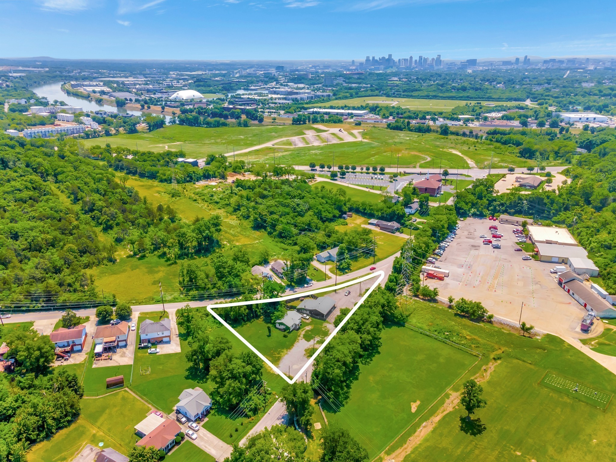 2700 Tucker Rd, Nashville, TN 37218