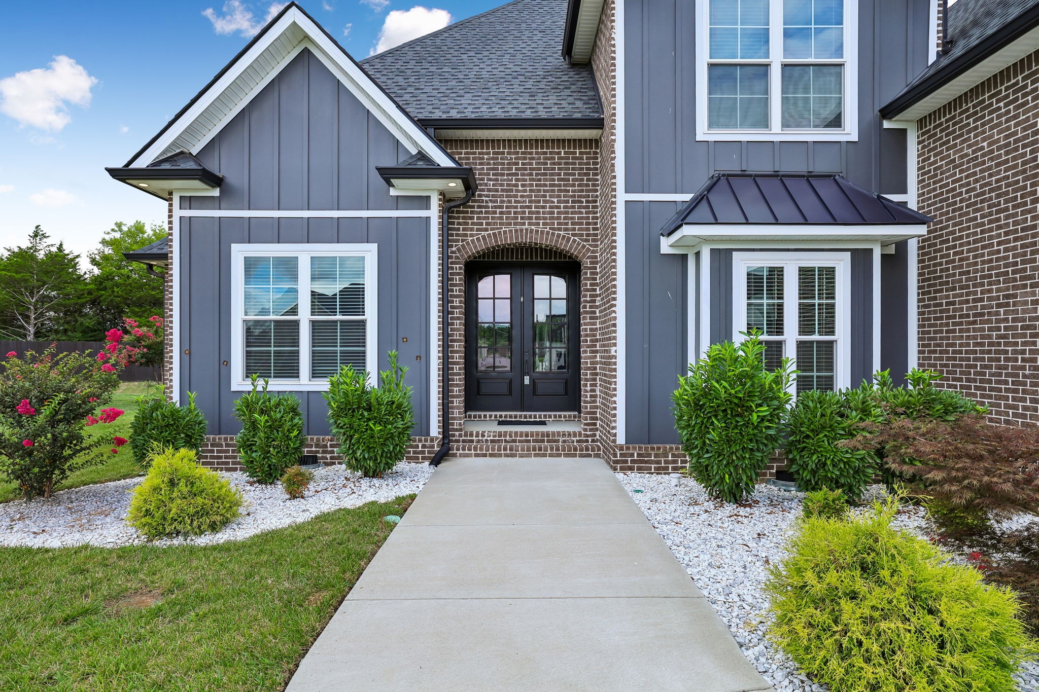 2614 Holly Springs Dr, Murfreesboro, TN 37128