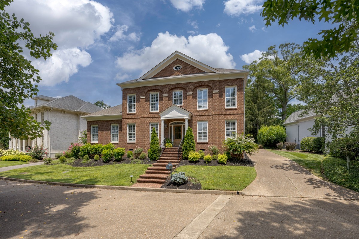 114 Dunham Springs Ln, Nashville, TN 37205