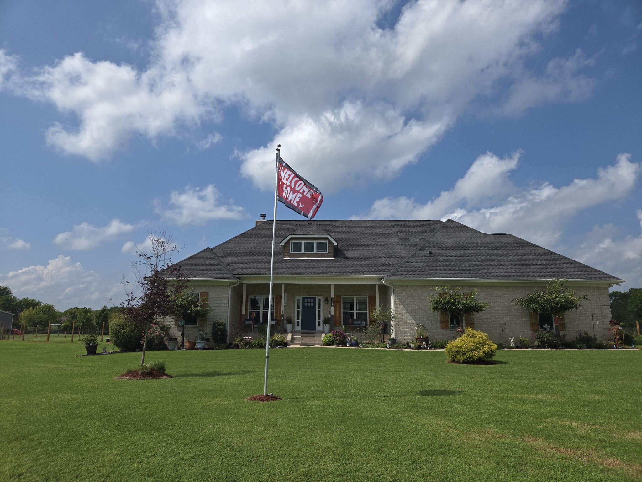 1138 Chenault Ln, Castalian Springs, TN 37031