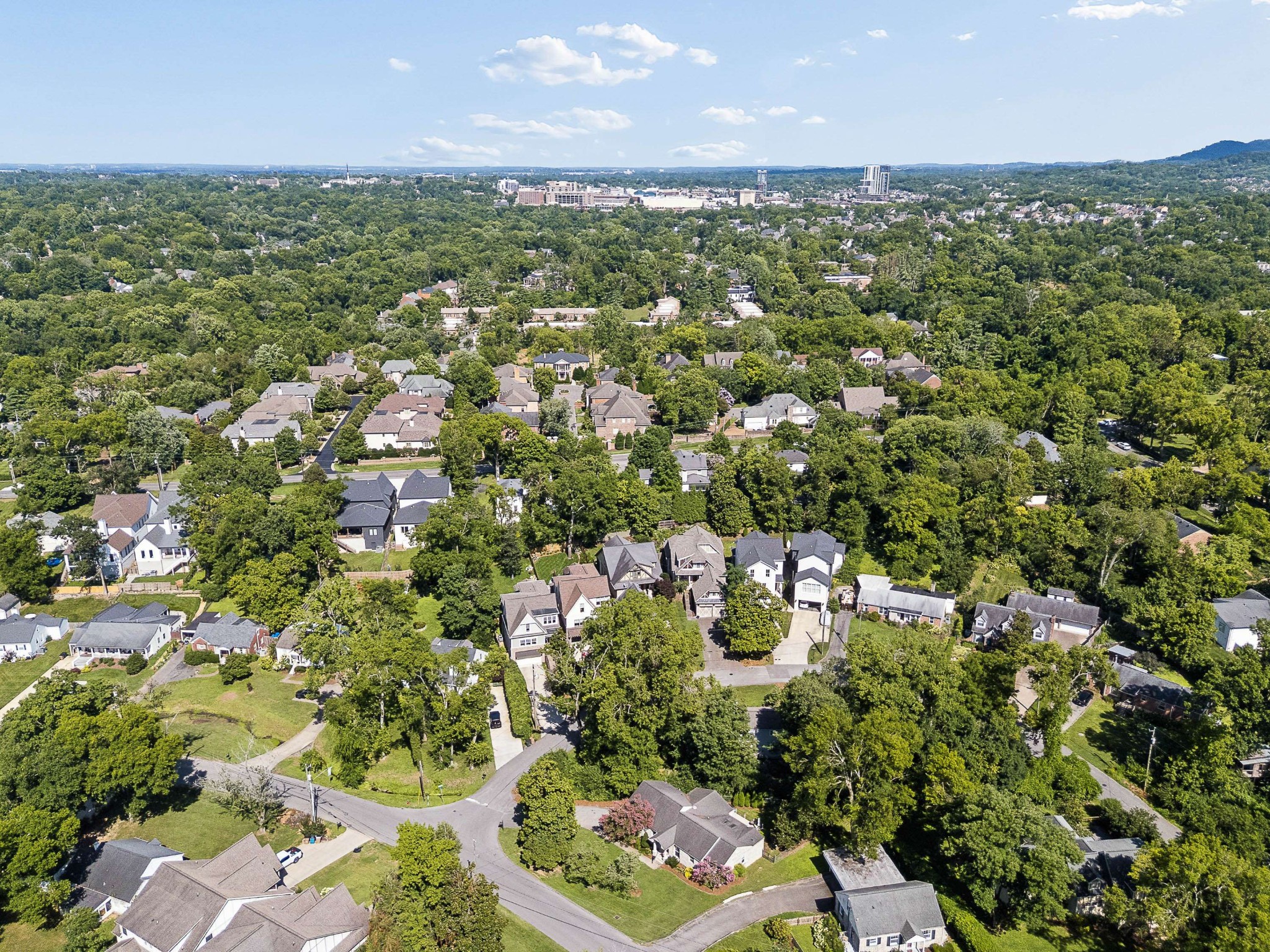 3724 Woodmont Ln, Nashville, TN 37215