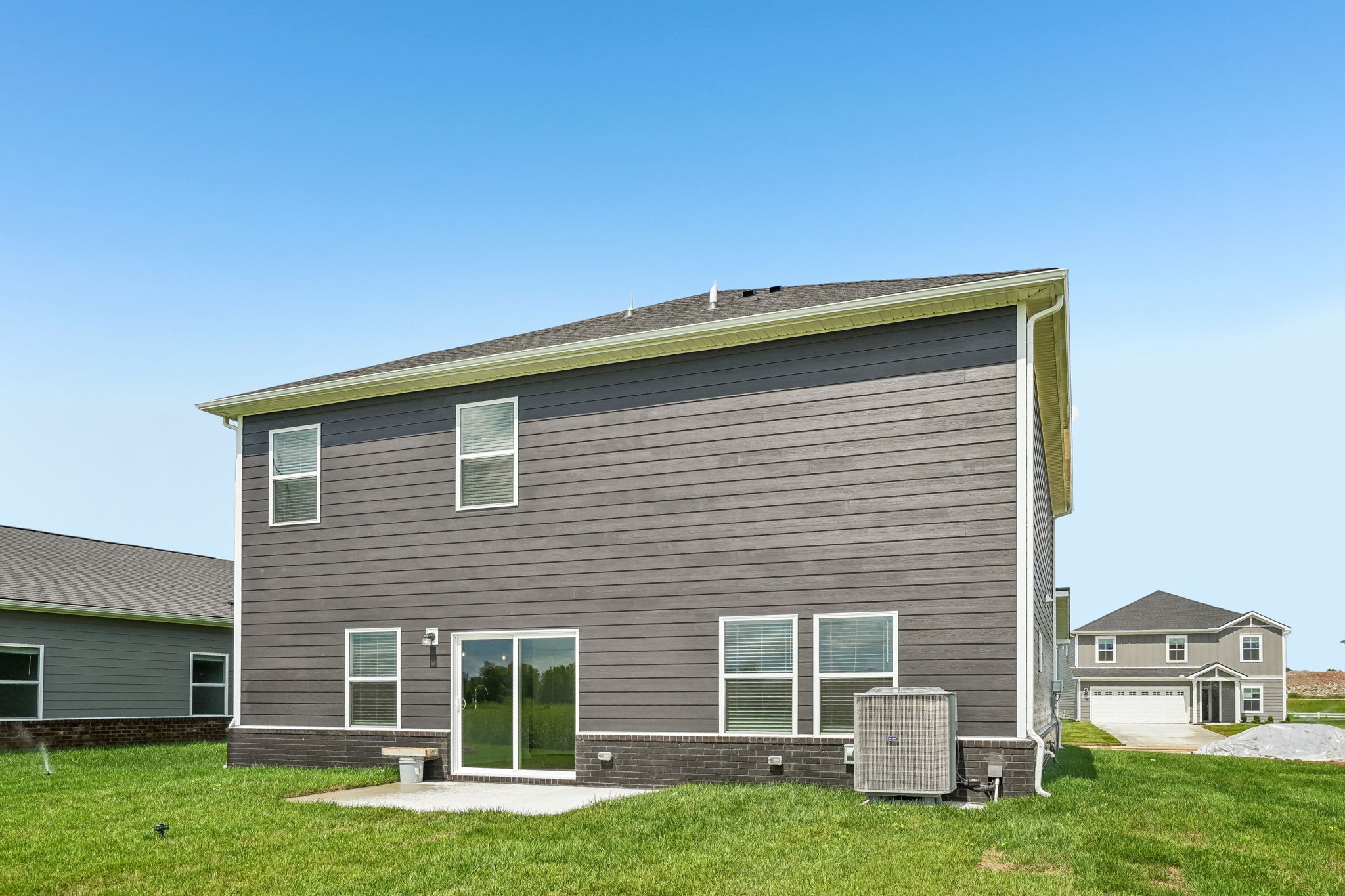 2922 Citrine Dr, Murfreesboro, TN 37127