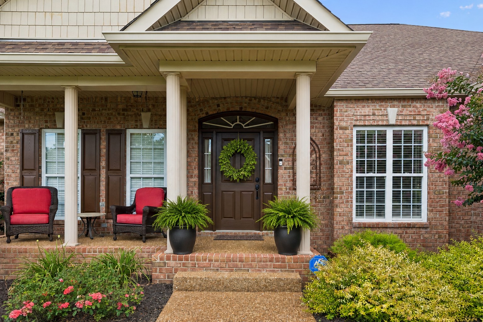 1003 Lichfield Ct, Thompsons Station, TN 37179