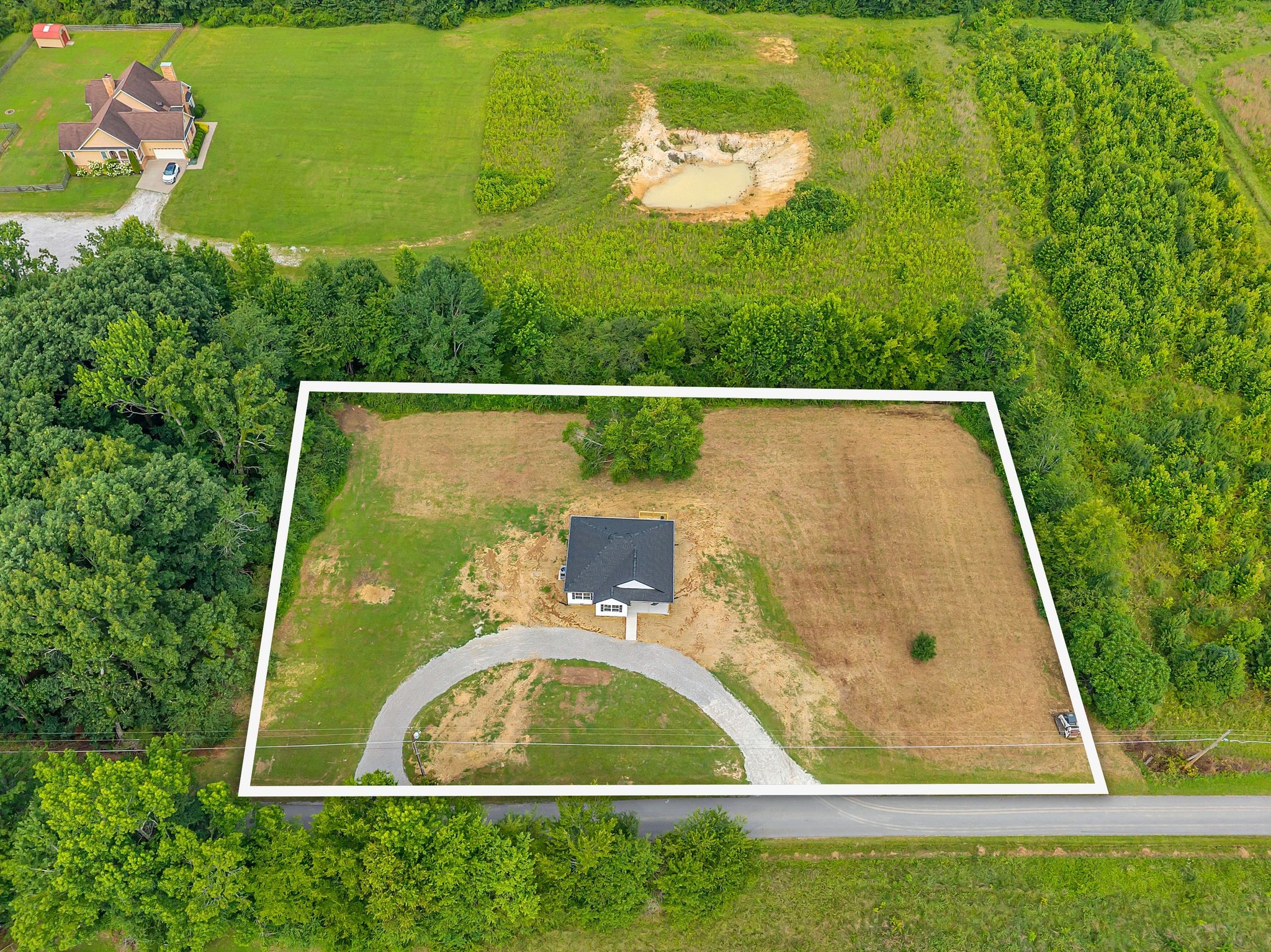 126 Old Garners Creek Rd, Dickson, TN 37055