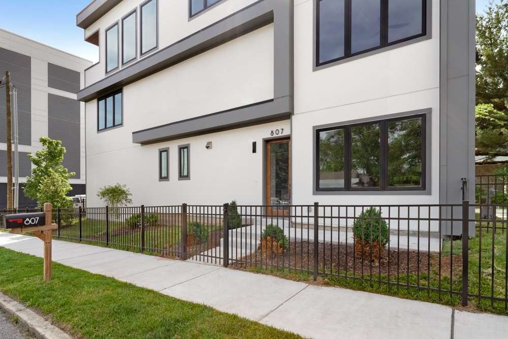 1726 Nassau St, Nashville, TN 37208