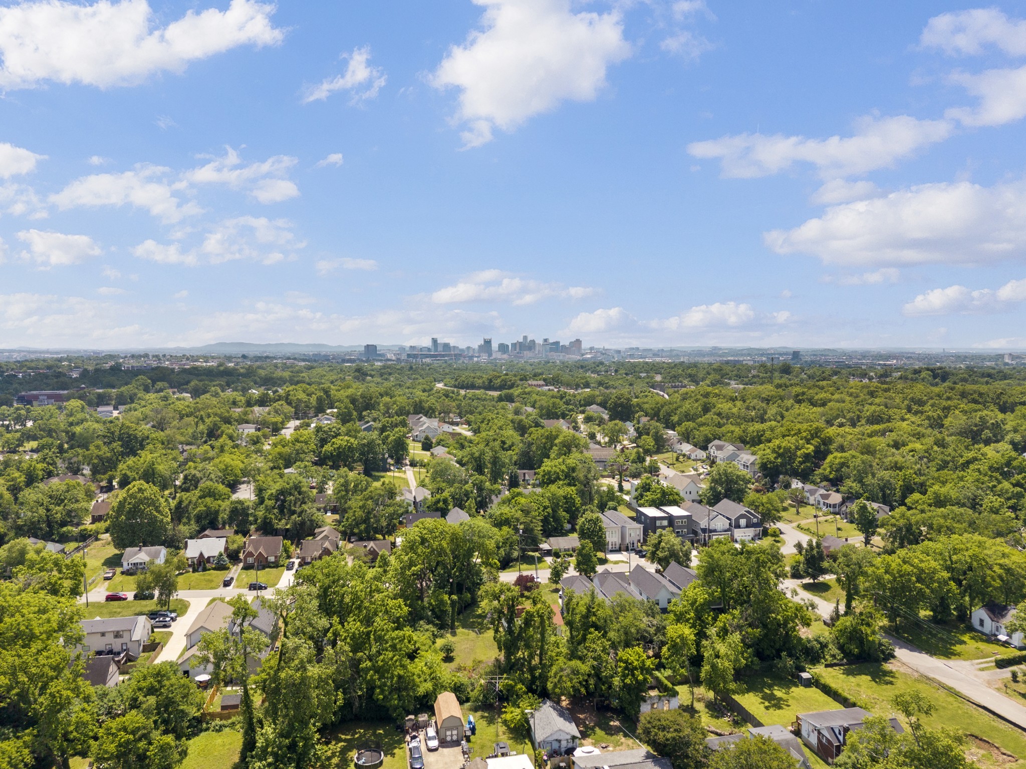 911 Fairwin Ave, Nashville, TN 37216