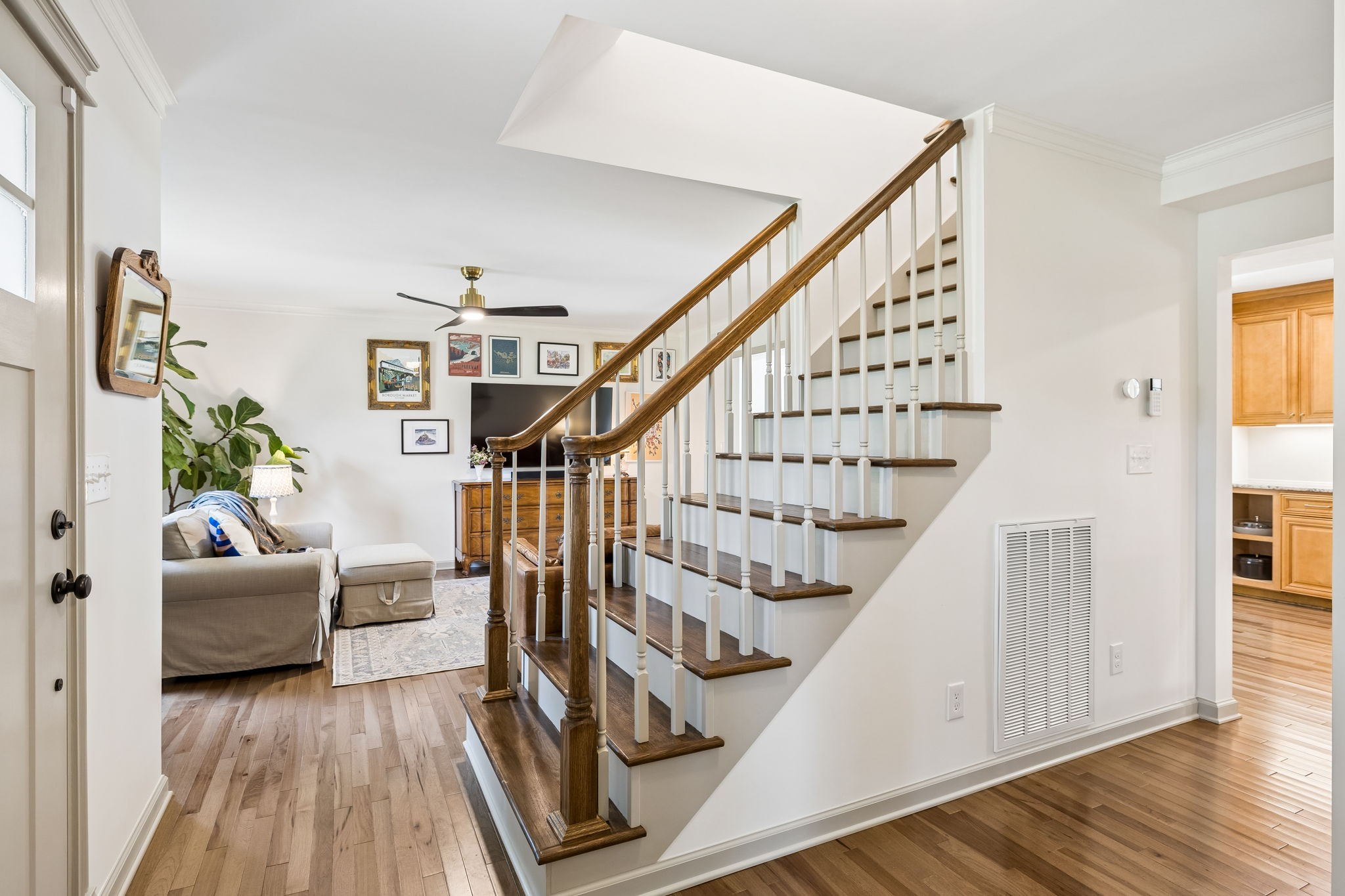 239 Southwinds Dr, Hermitage, TN 37076