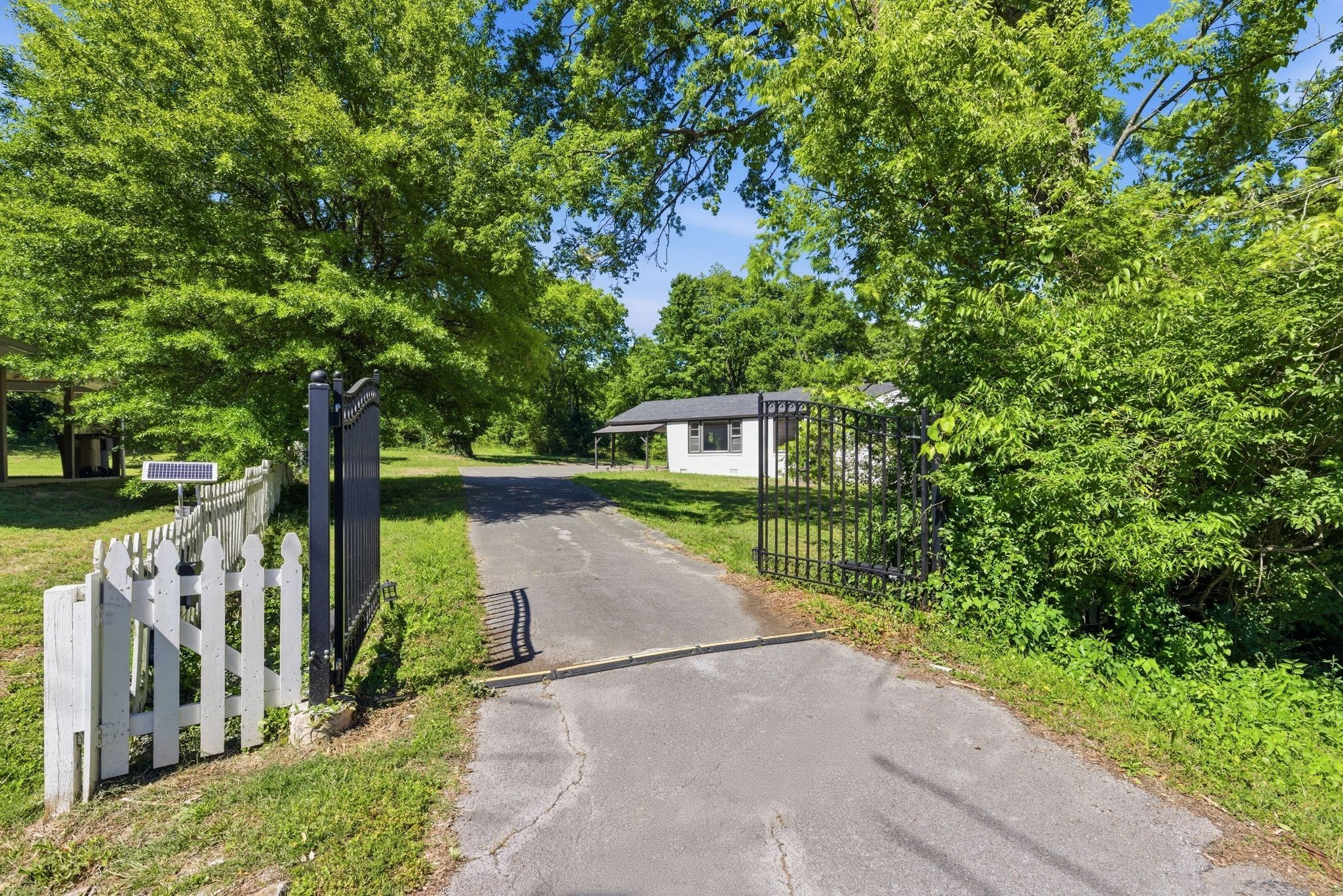2838 Brunswick Dr, Nashville, TN 37207