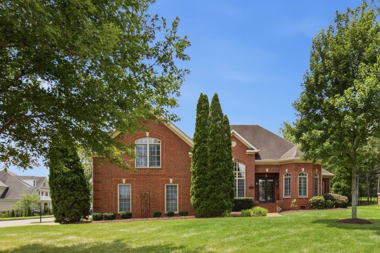 1027 Benington Pl, Nolensville, TN 37135