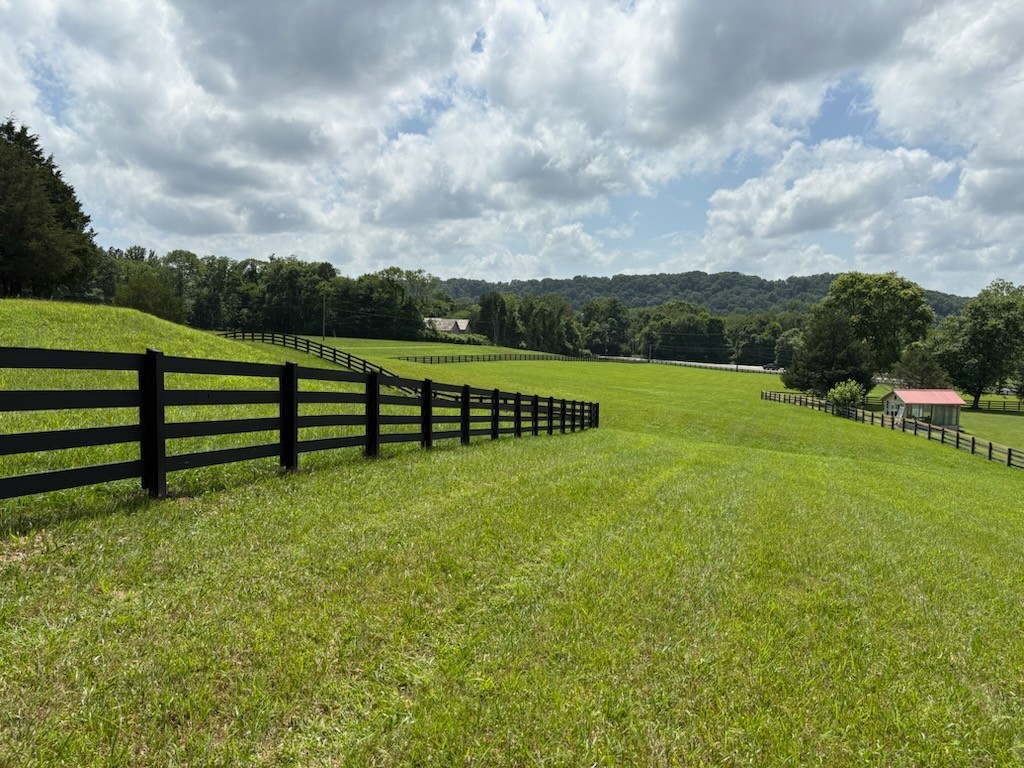 9157 Highway 100, Nashville, TN 37221