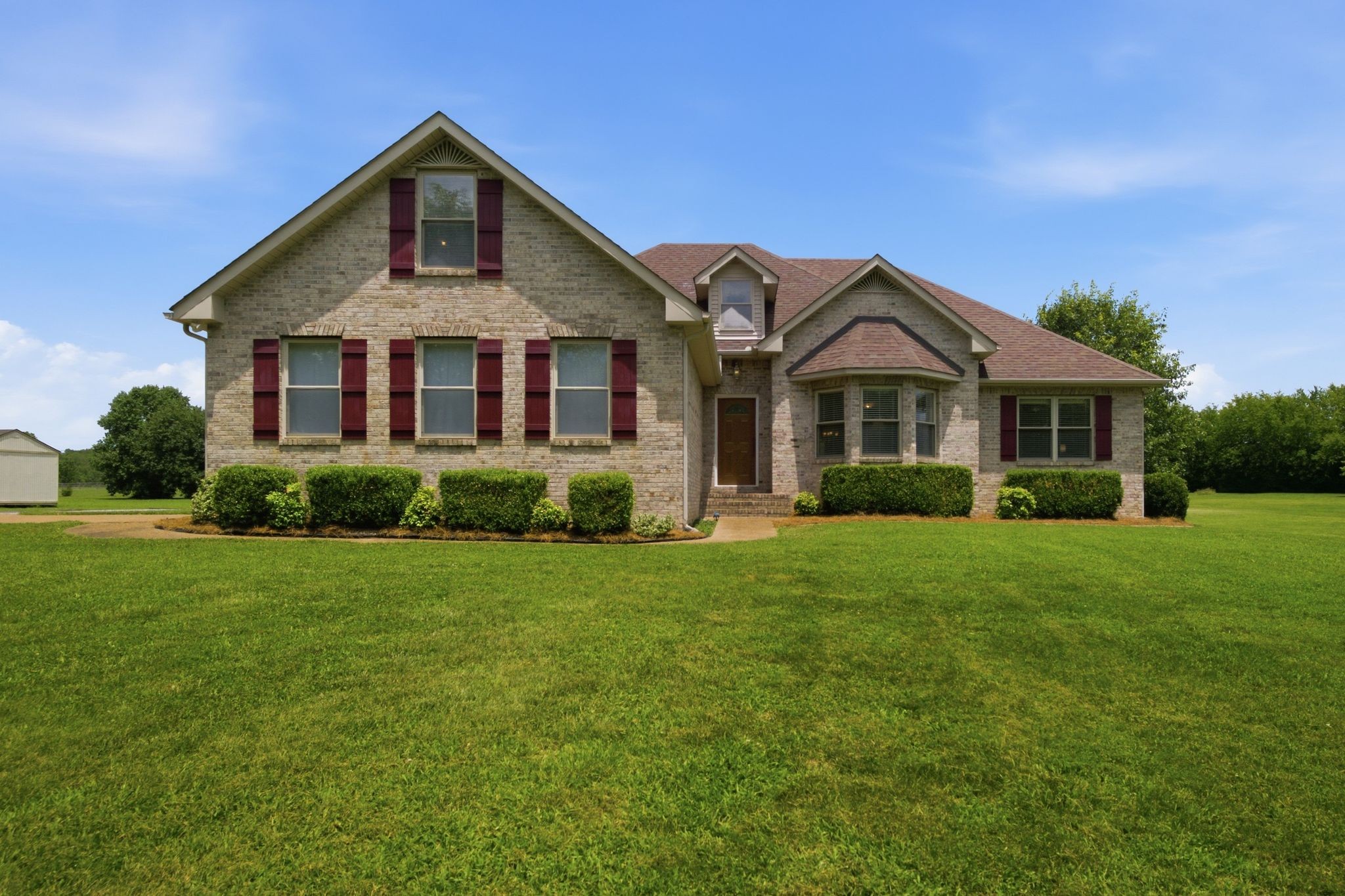 128 Deshea Creek Rd, Gallatin, TN 37066