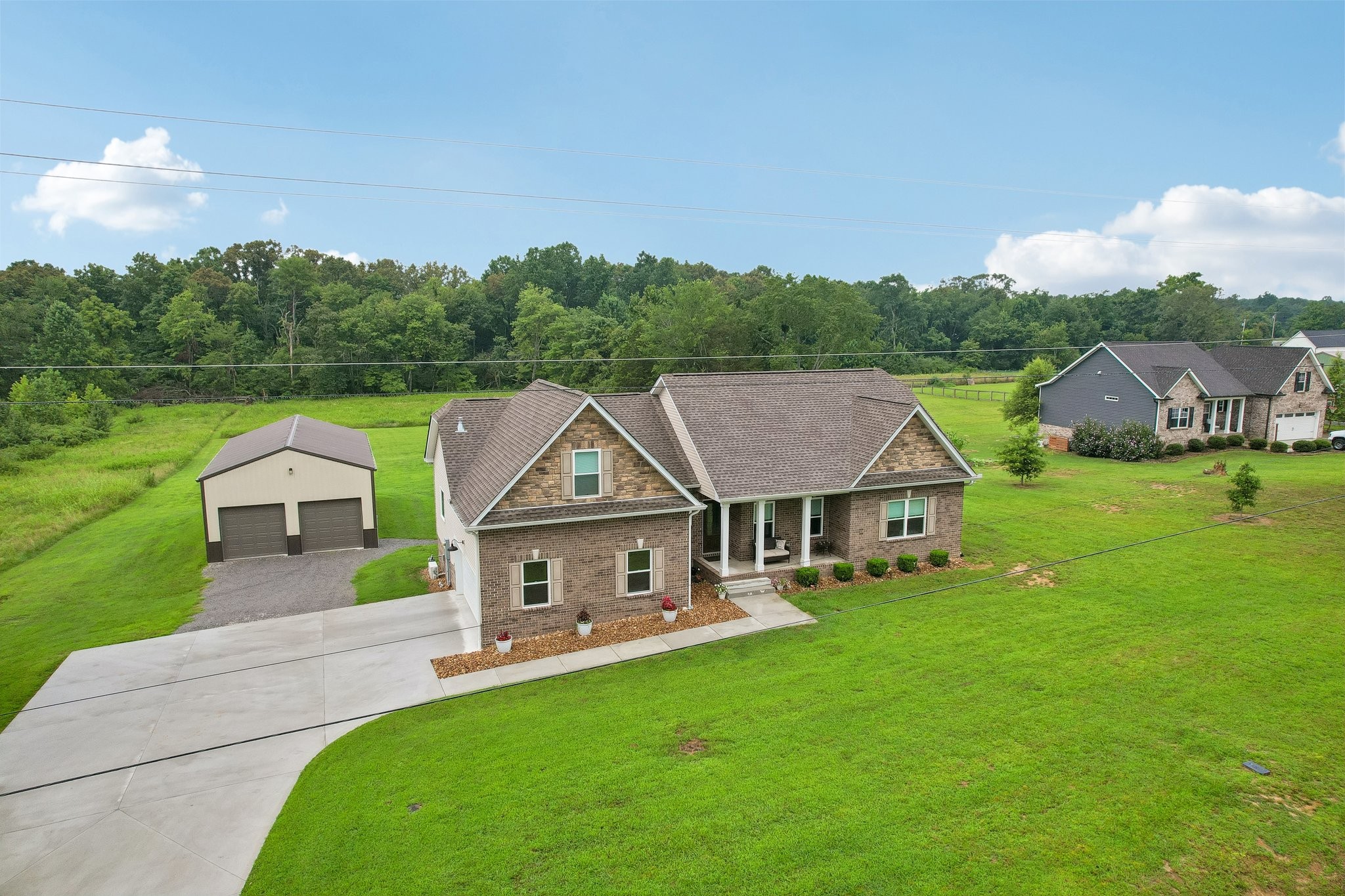 1036 Hayshed Rd, Dickson, TN 37055