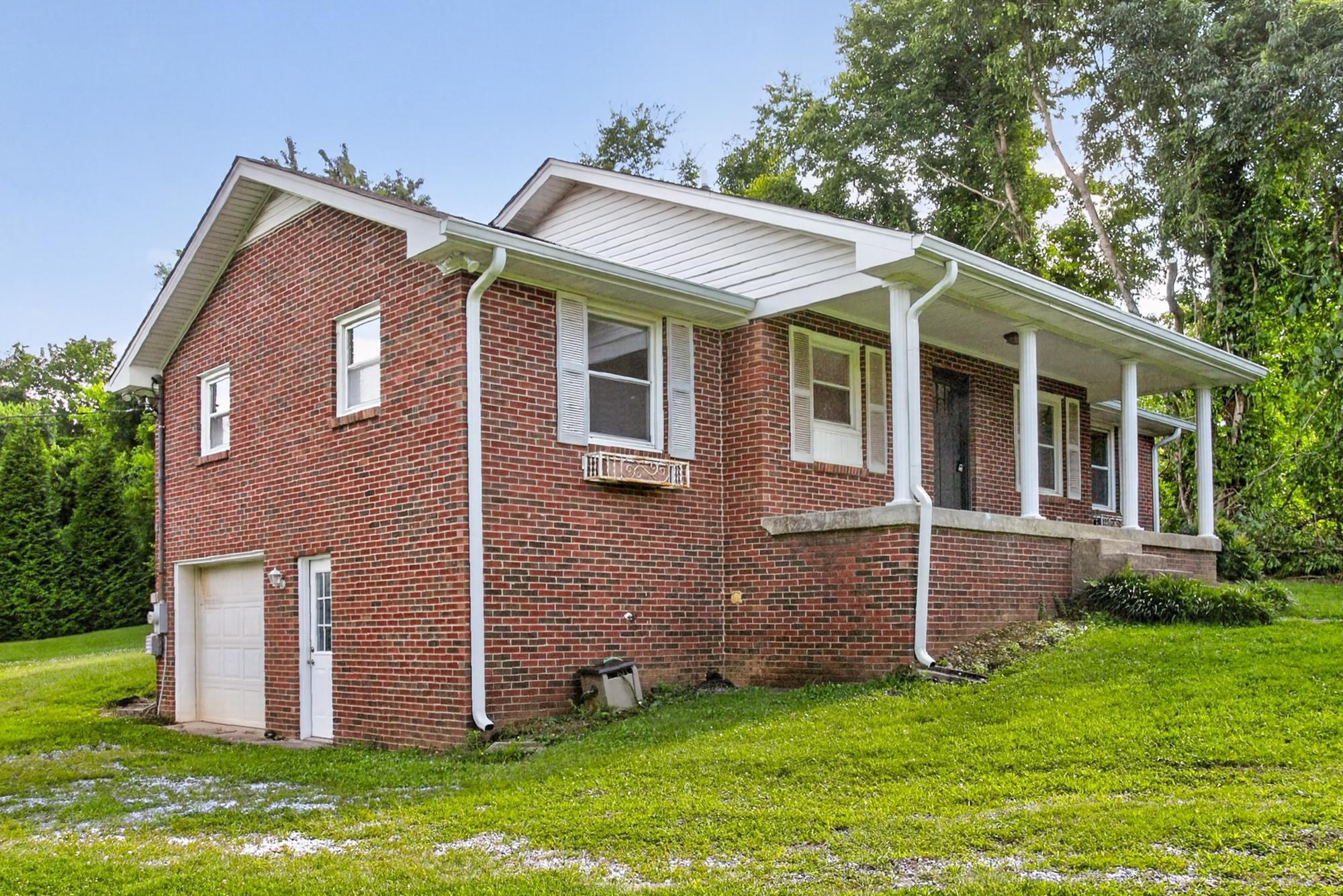 1455 Dividing Ridge Rd, Goodlettsville, TN 37072
