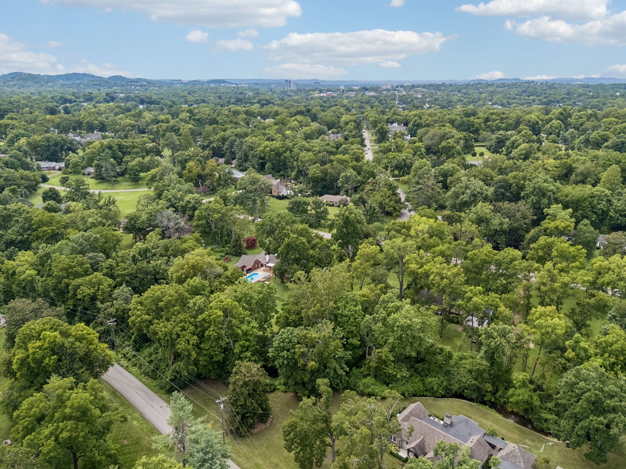 4000 Crestridge Dr, Nashville, TN 37204