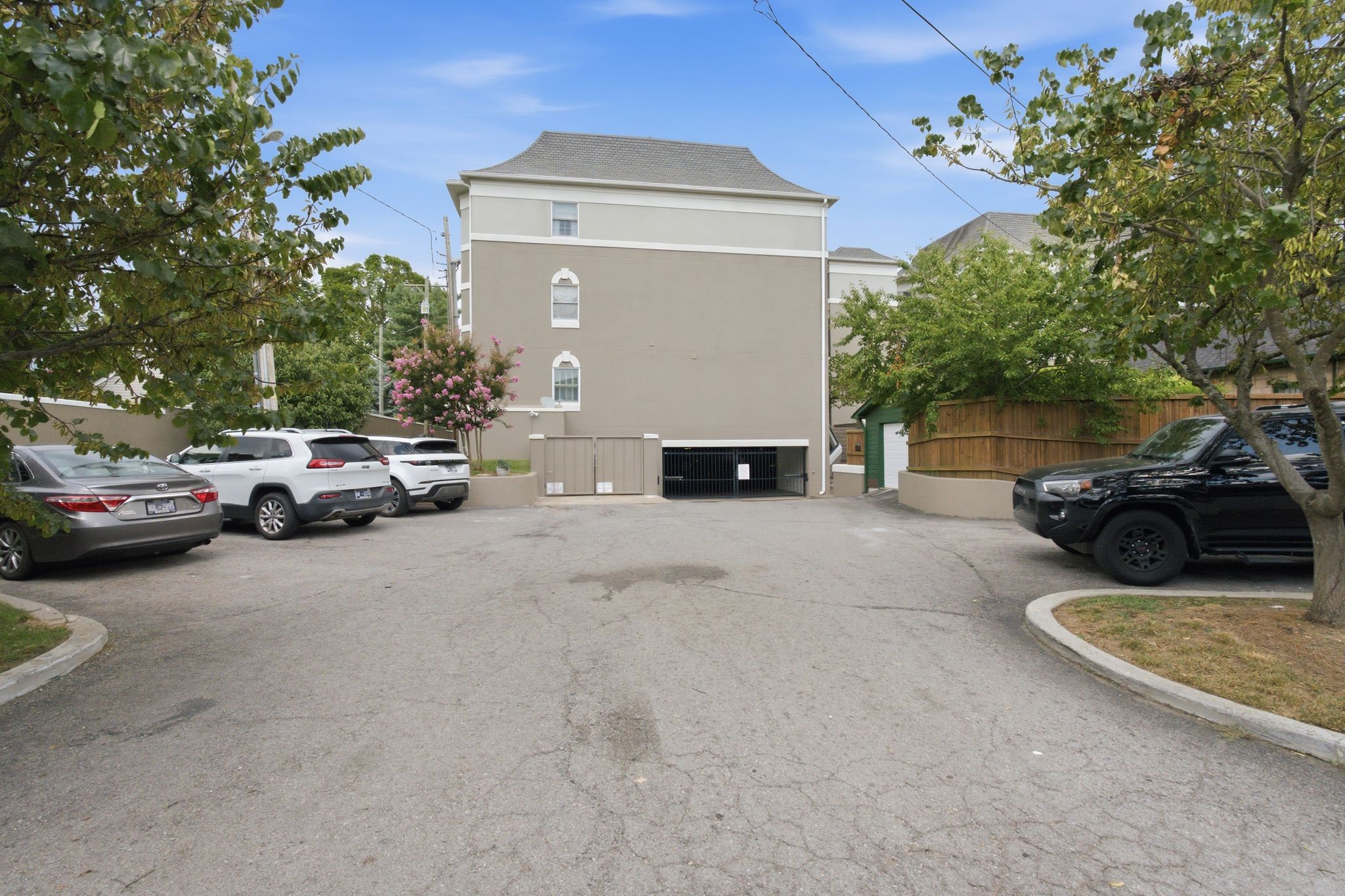 3818 West End Ave #114, Nashville, TN 37205